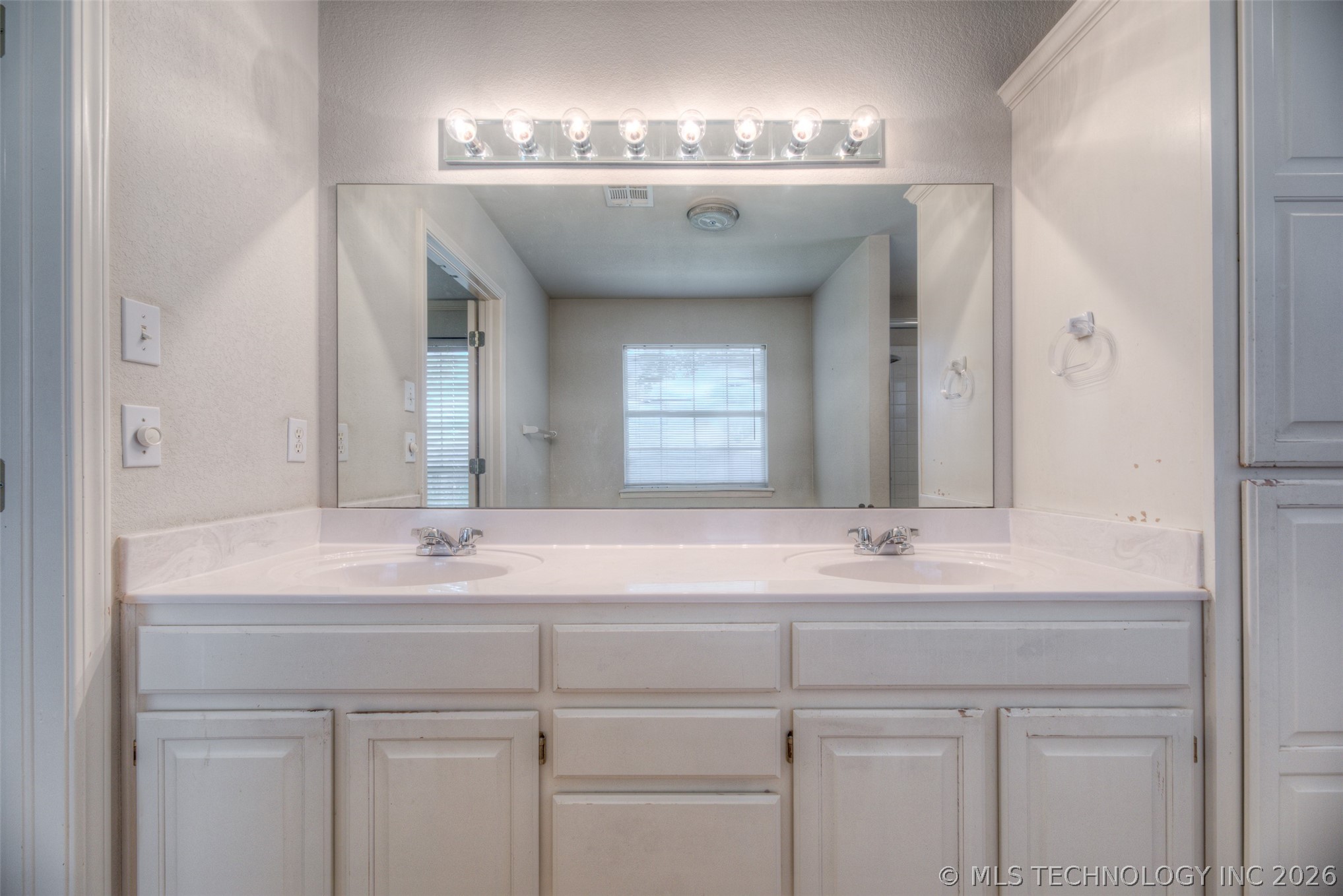 19719 E 45th Street Broken Arrow OK 74014