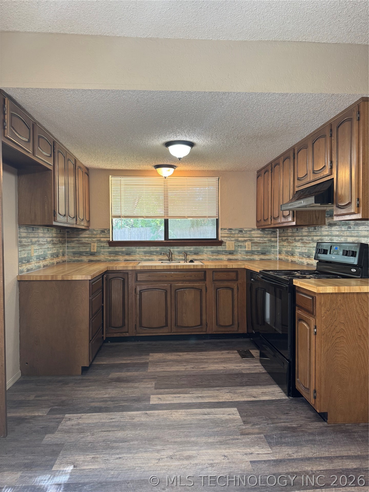 7833 E 79th Place Tulsa OK 74133