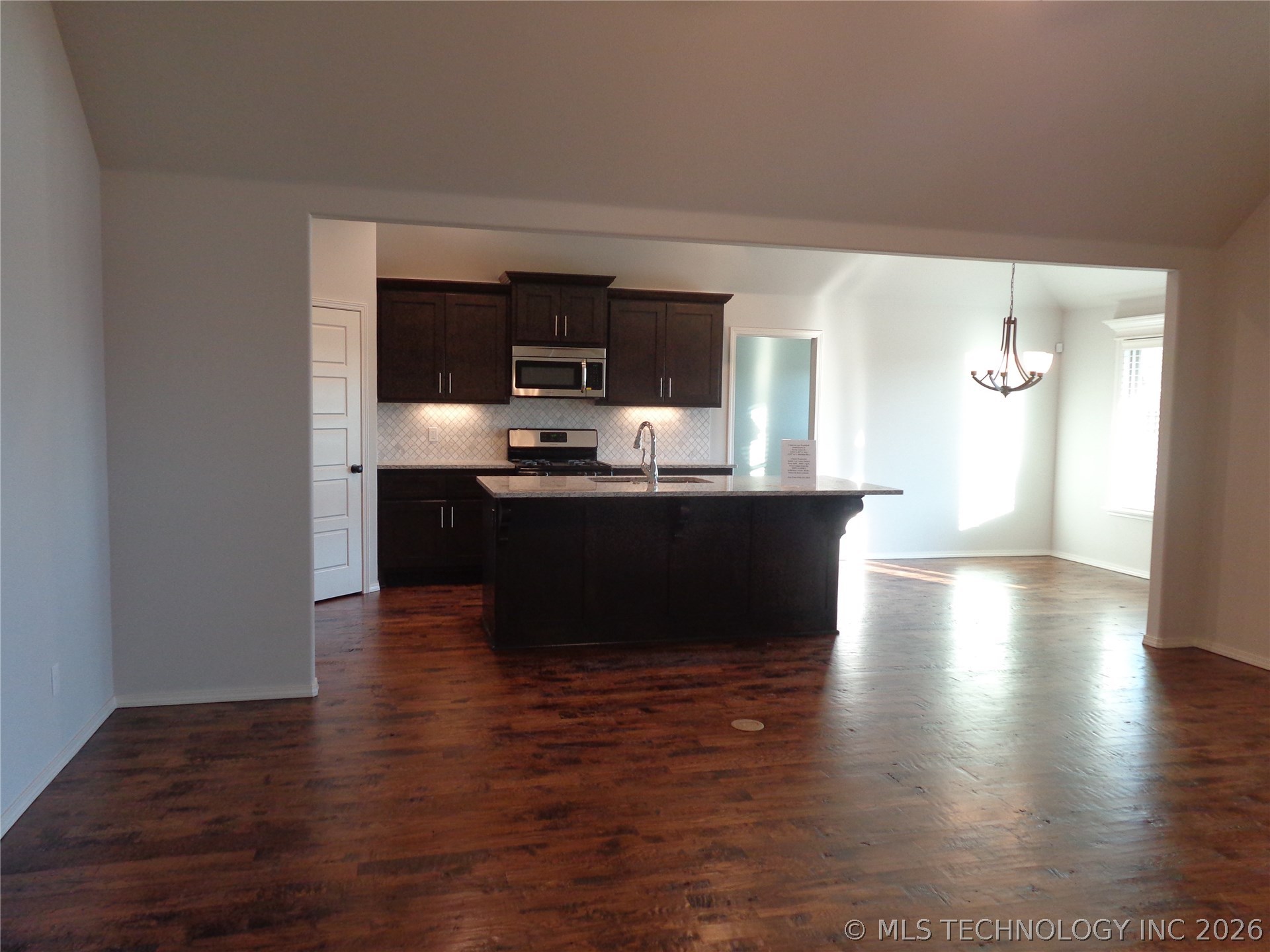 18418 E 50th Place Tulsa OK 74134