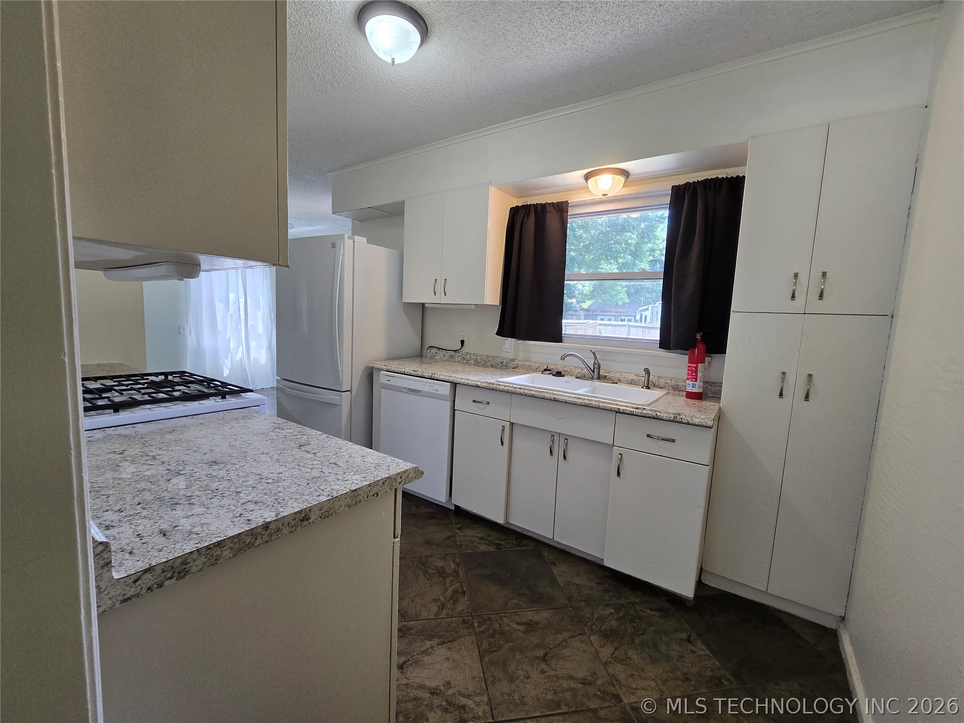 237 E 45th Place Tulsa OK 74105