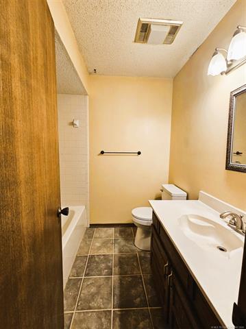 4204 W Toledo Street Broken Arrow OK 74012