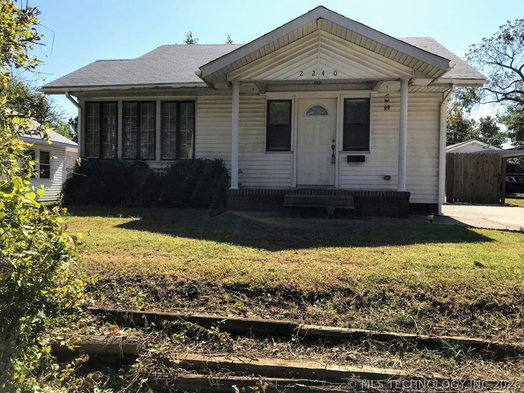 2240 E 12th Place Tulsa OK 74104