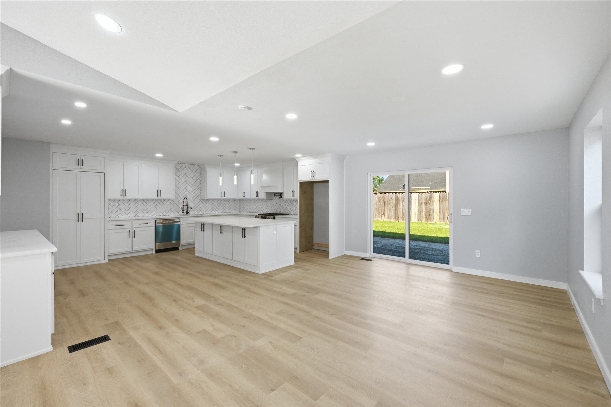 1906 N Eucalyptus Court Broken Arrow OK 74012