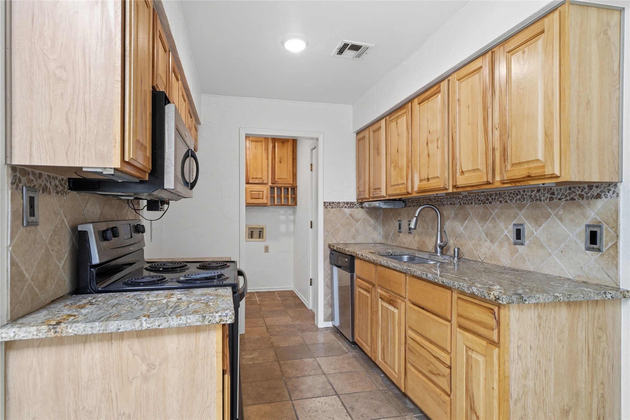 1813 W 62nd Street Tulsa OK 74132