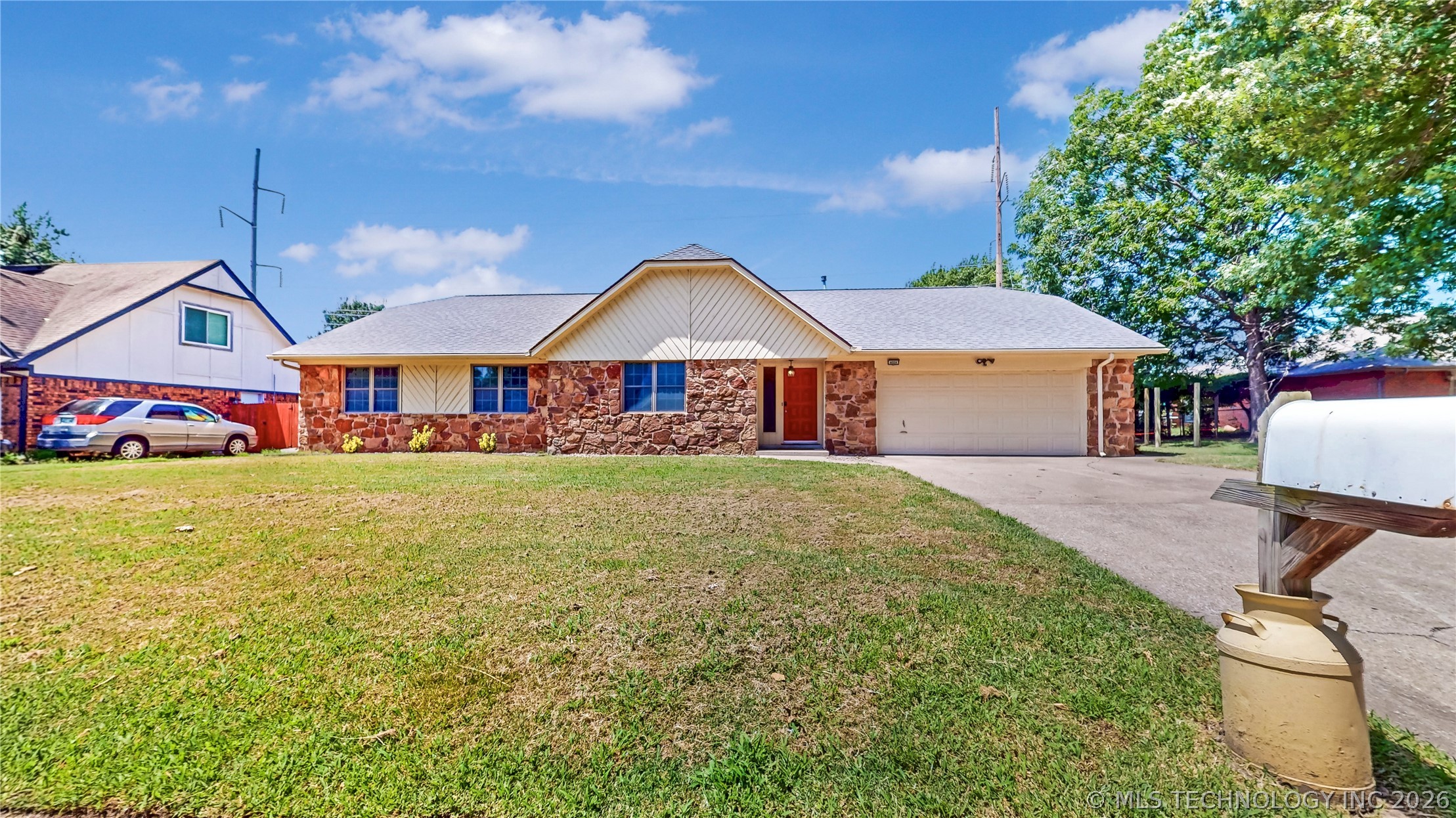 4004 S Maple Avenue Broken Arrow OK 74011