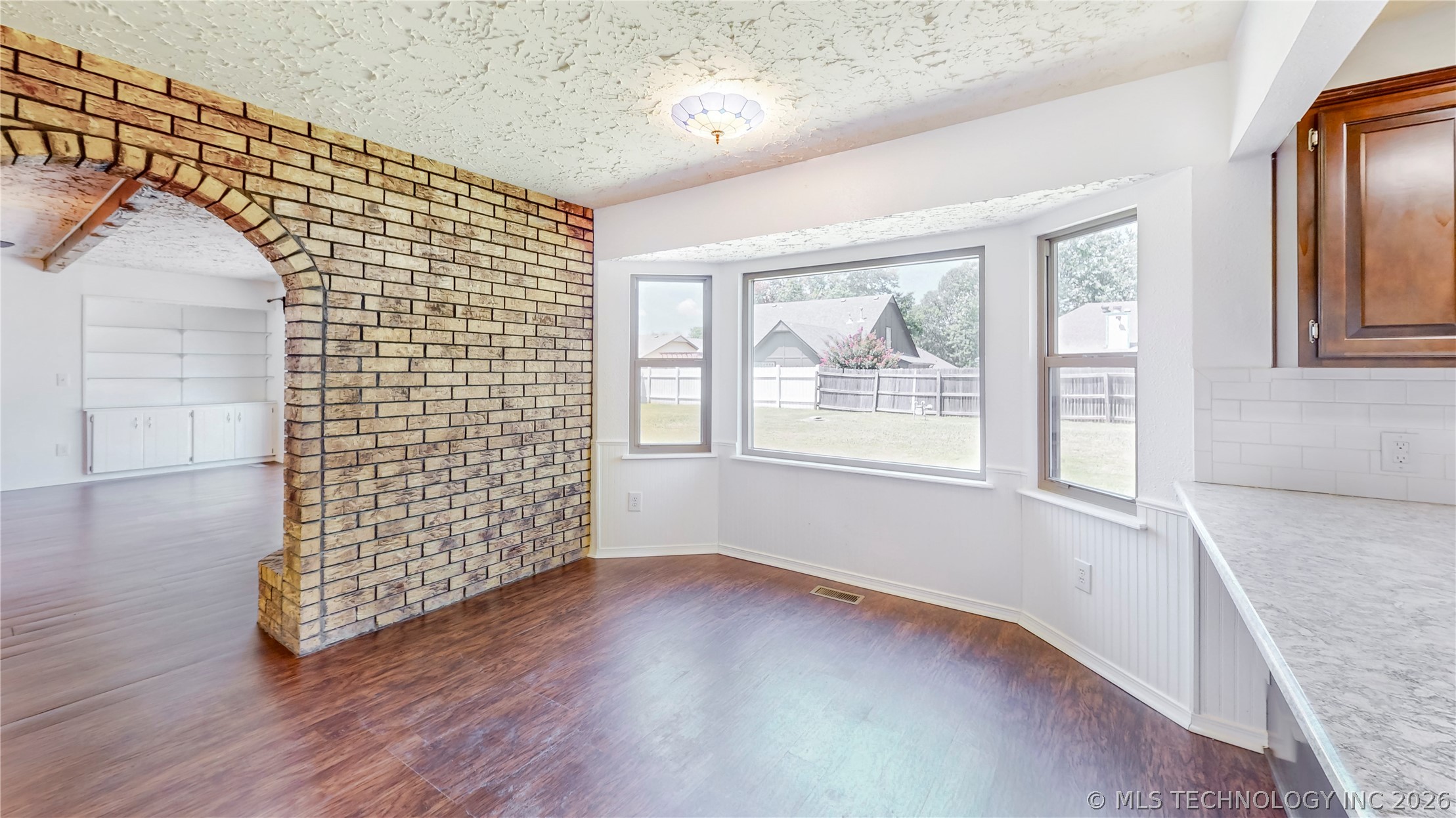 4004 S Maple Avenue Broken Arrow OK 74011