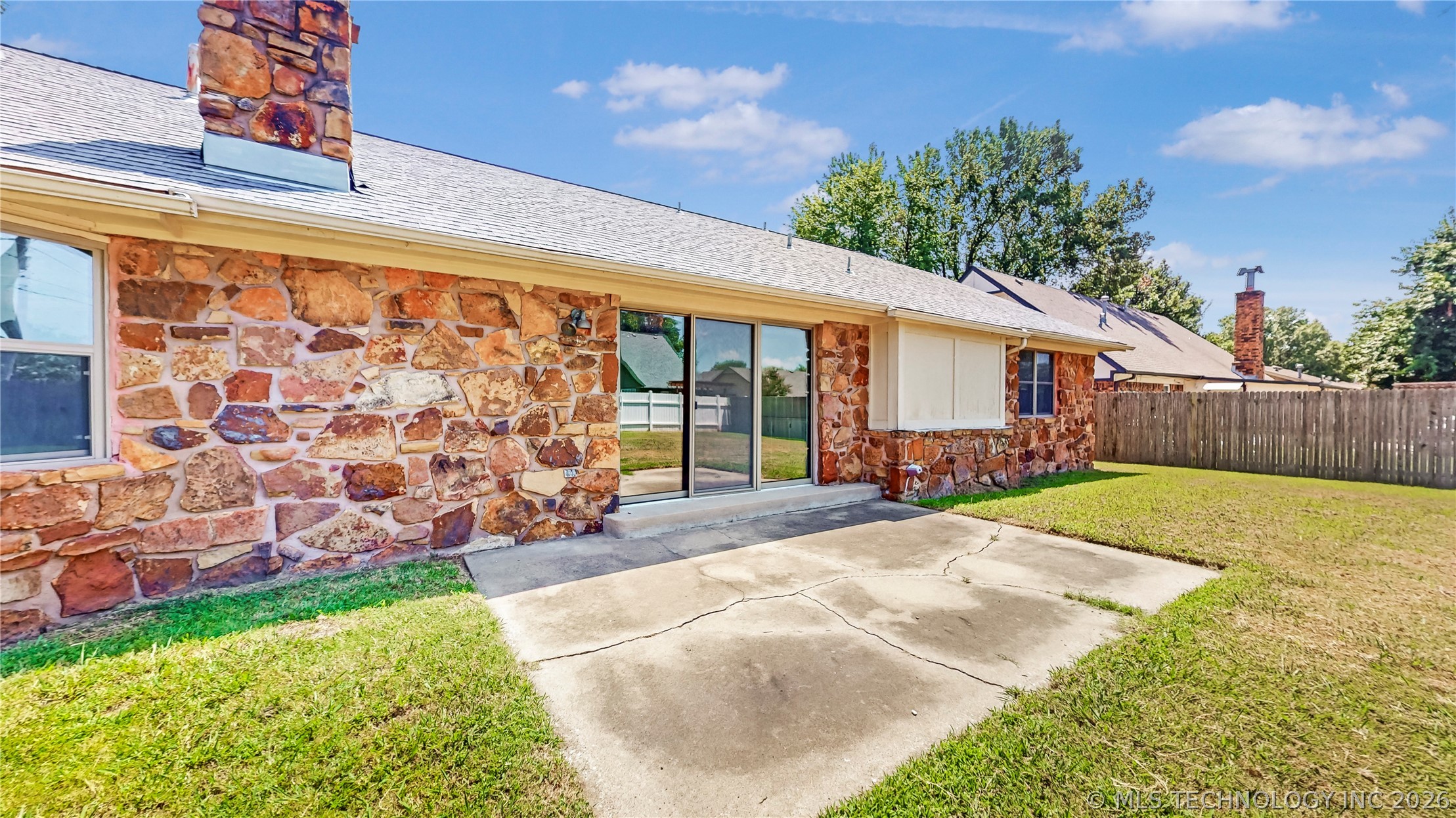 4004 S Maple Avenue Broken Arrow OK 74011