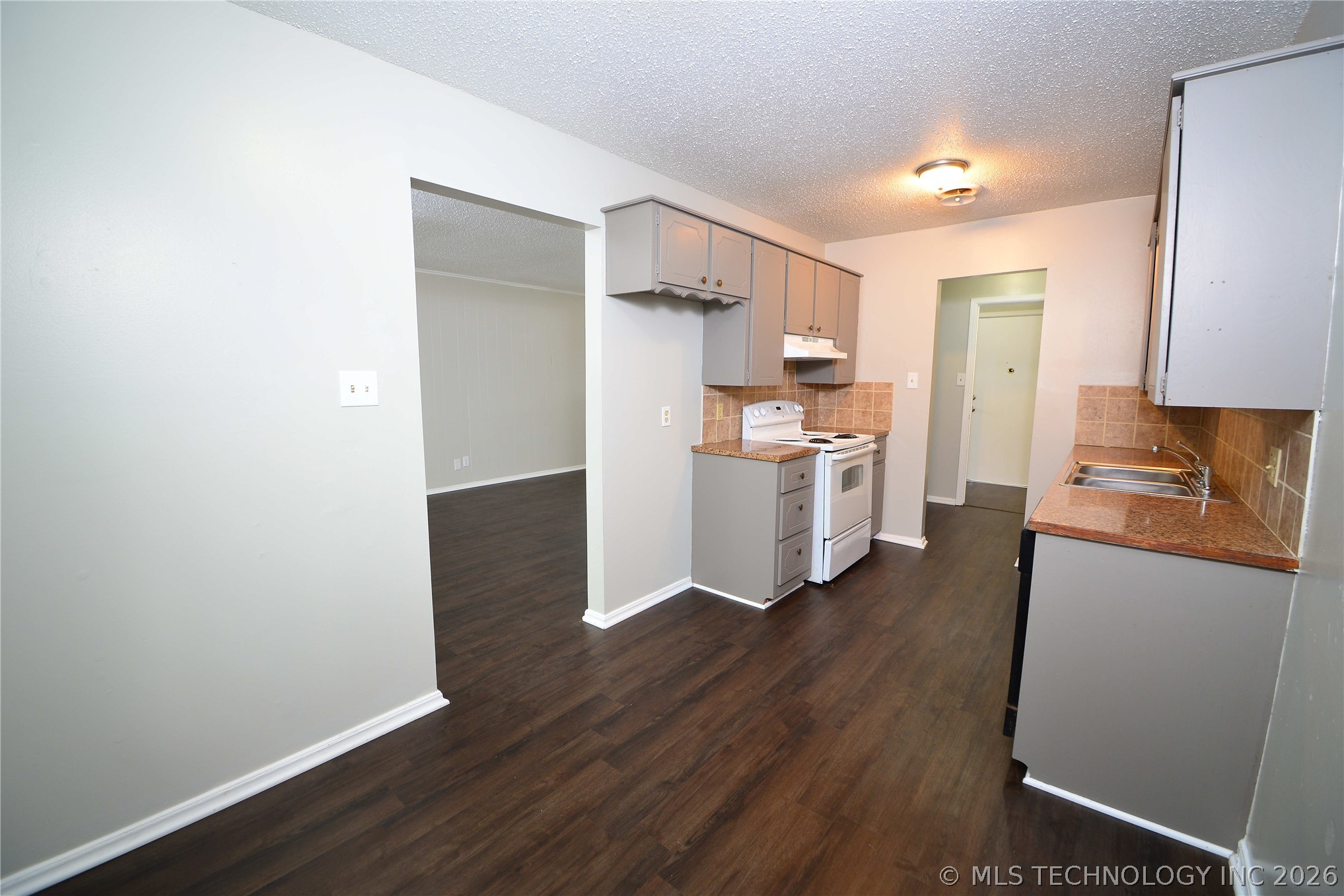 4713 S Fulton Place Tulsa OK 74135