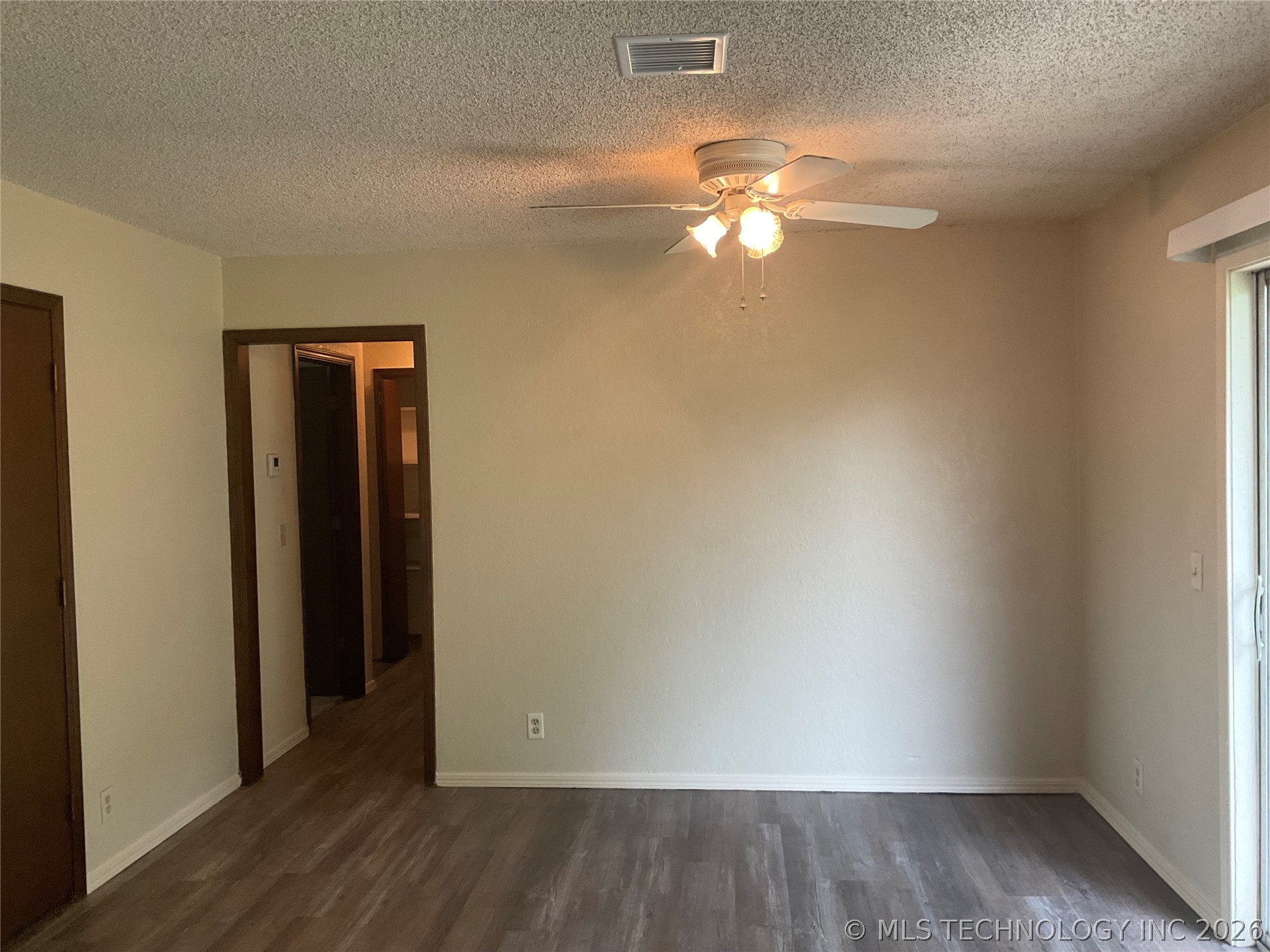 318 S 161st Place E Tulsa OK 74108