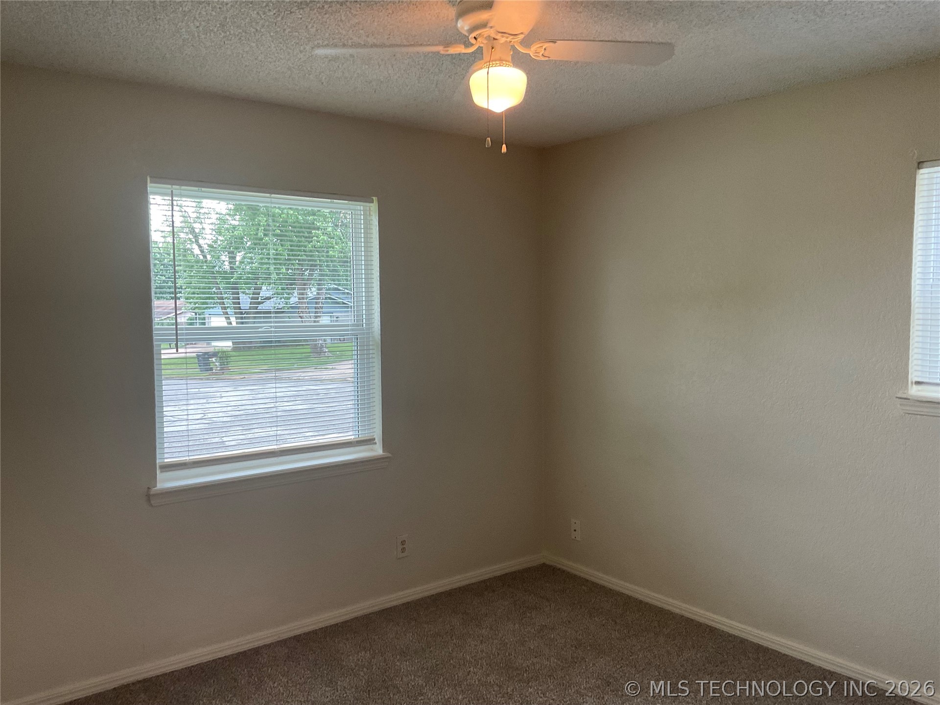 318 S 161st Place E Tulsa OK 74108