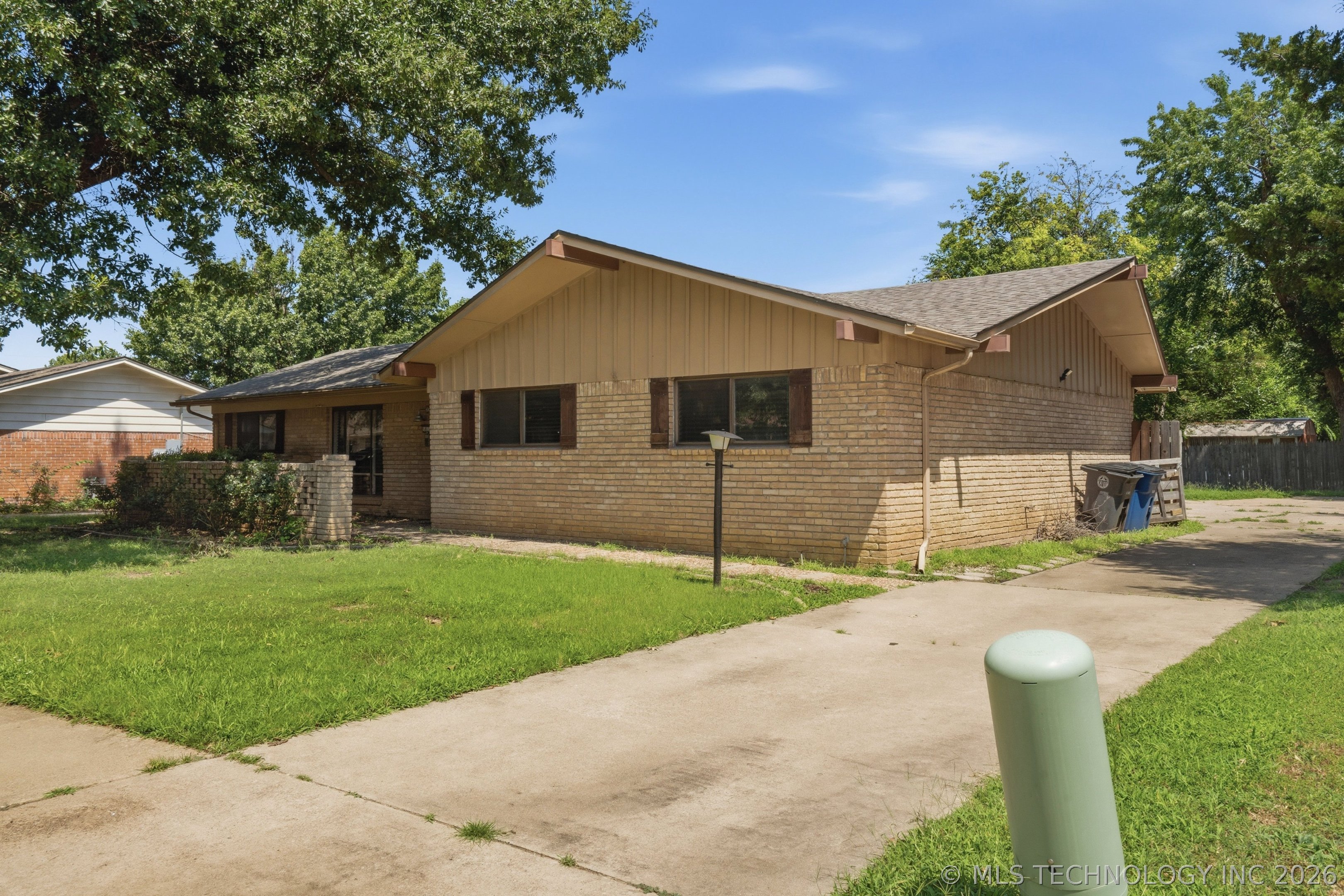 5811 E 61st Place Tulsa OK 74136