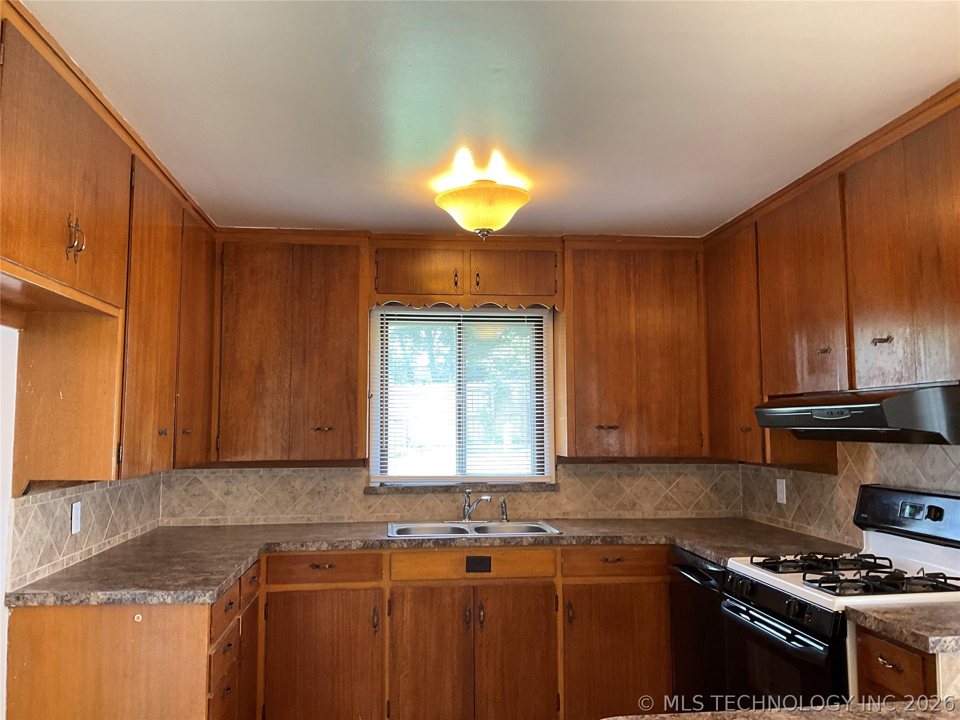 5736 E 29th Street Tulsa OK 74114