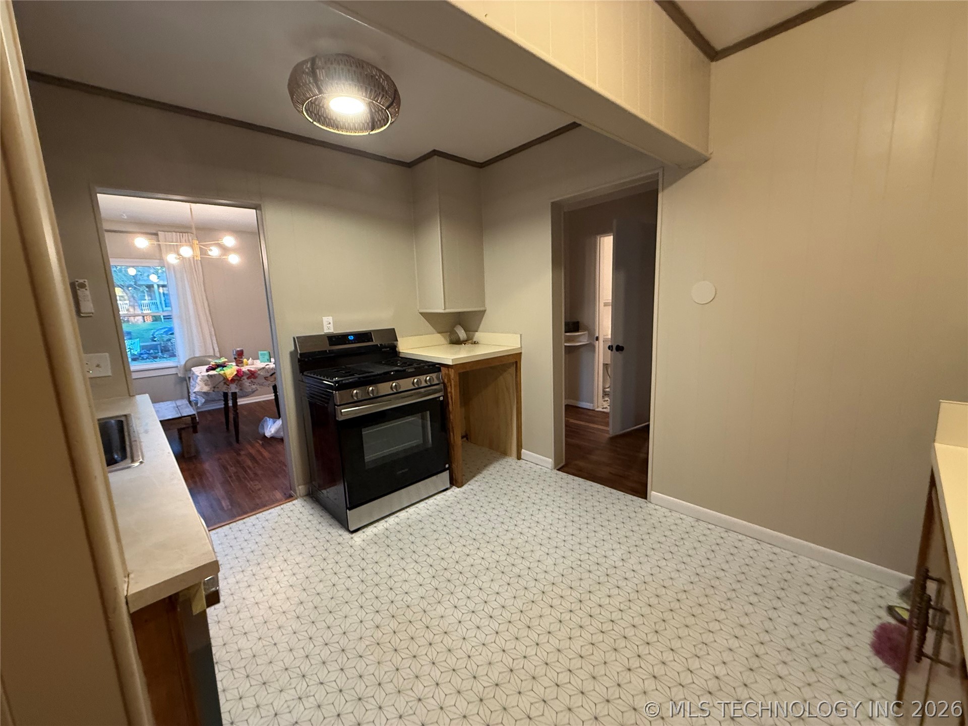 1124 S Richmond Avenue Tulsa OK 74112