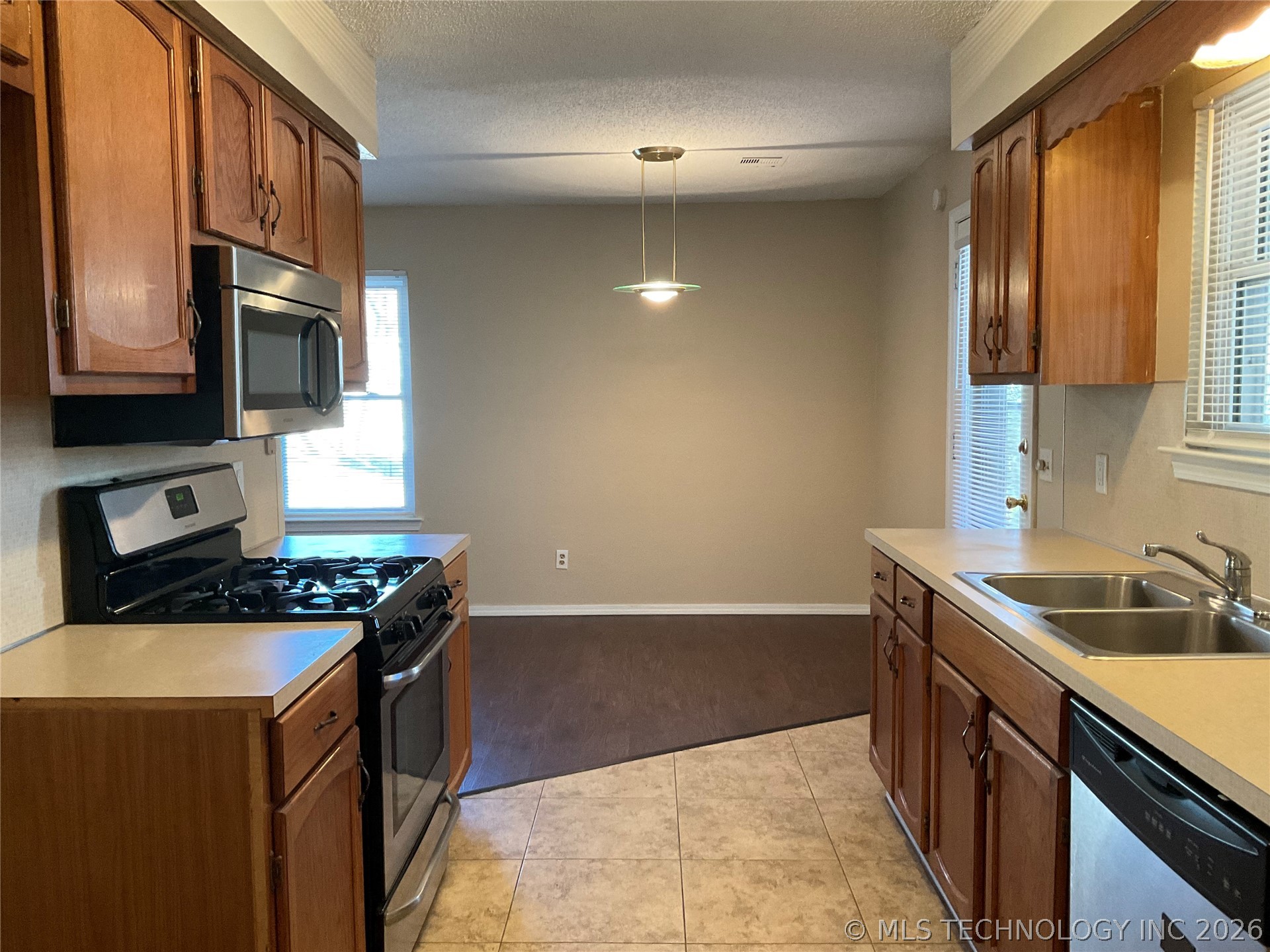8709 E 135th Street S Bixby OK 74008