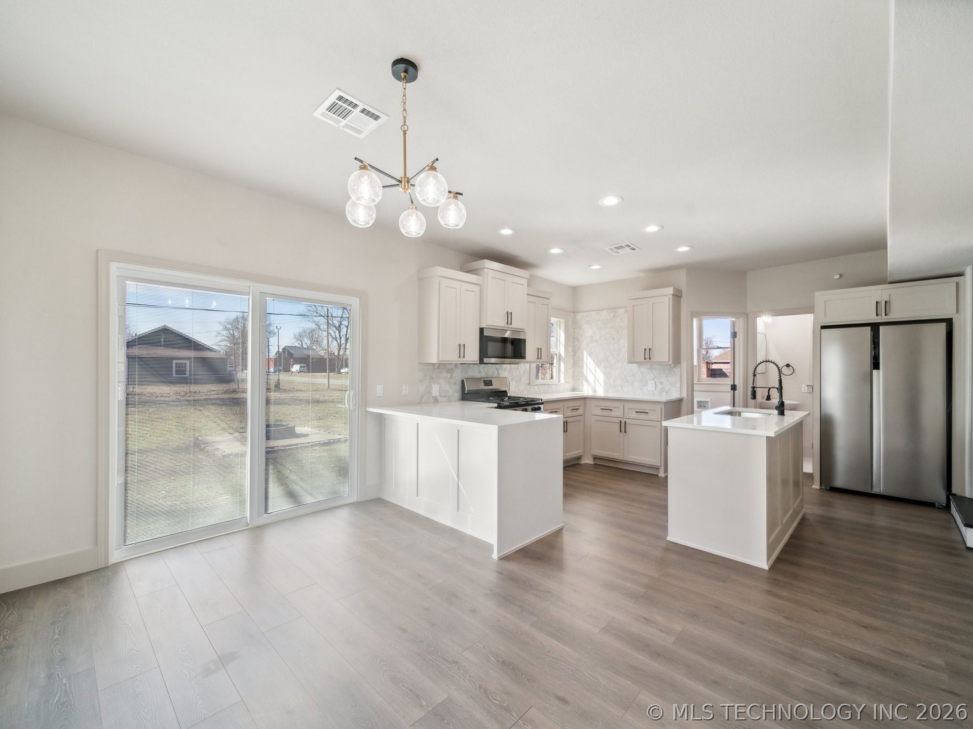 221 W Detroit Street Broken Arrow OK 74012