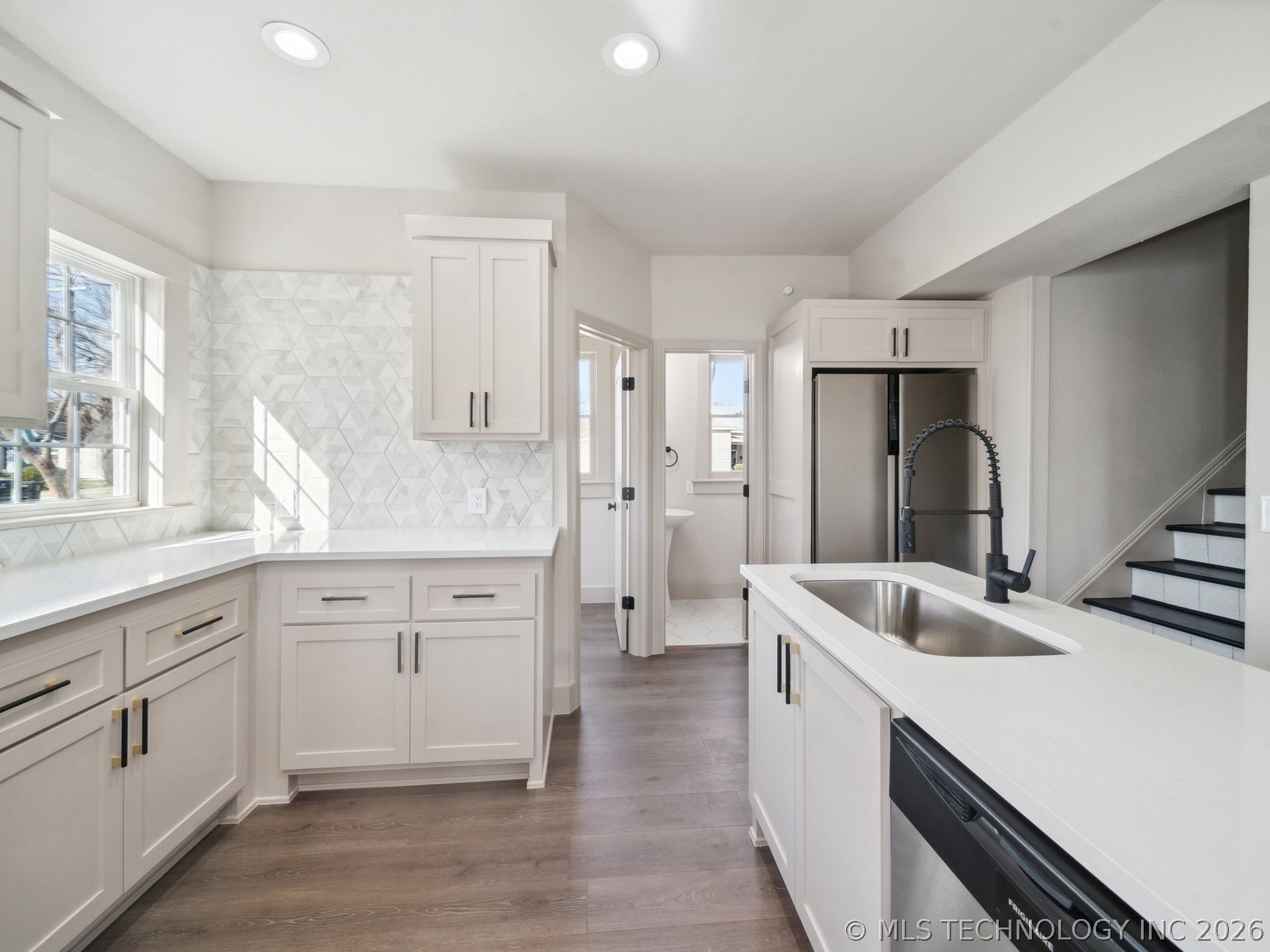 221 W Detroit Street Broken Arrow OK 74012