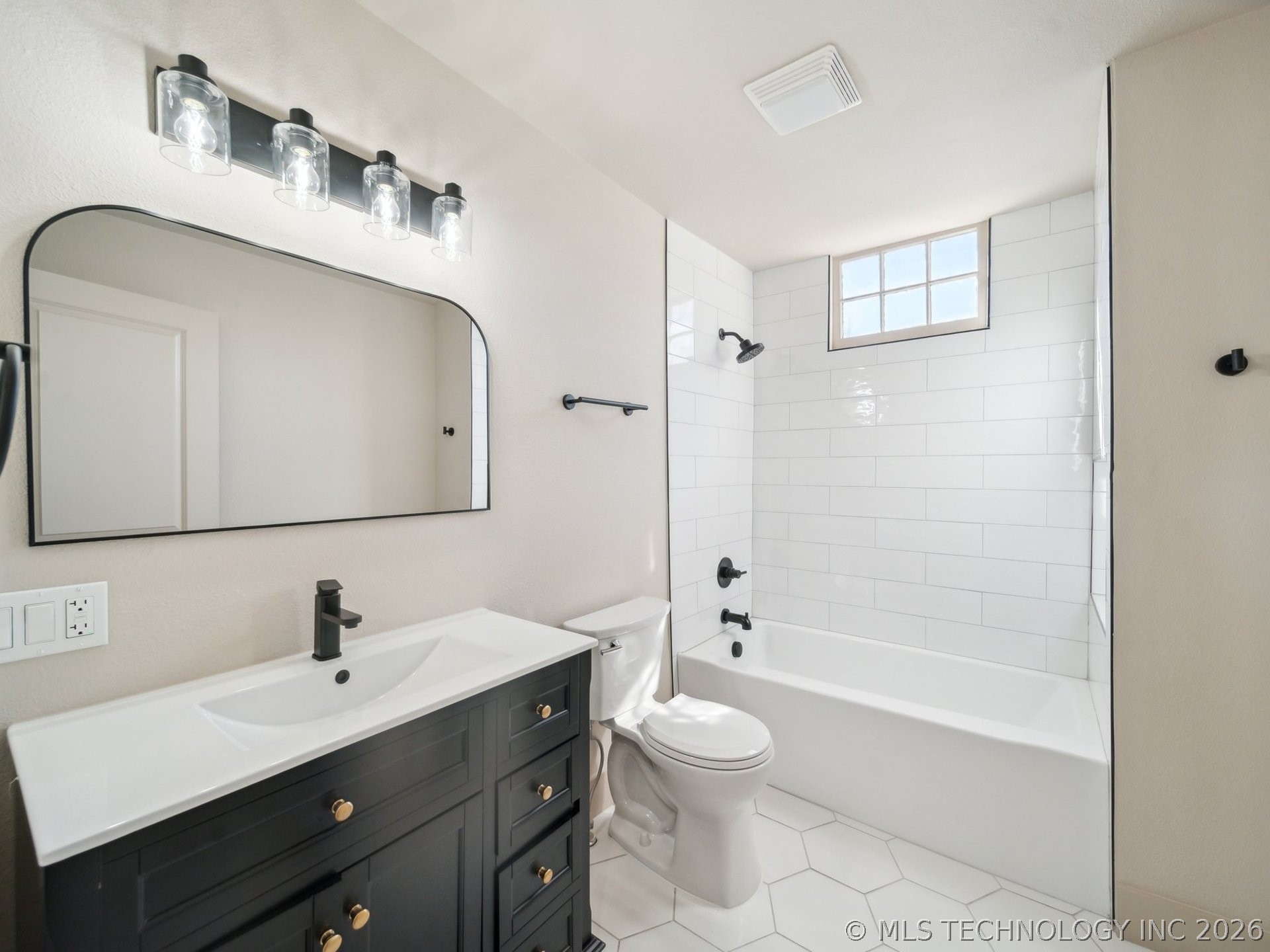 221 W Detroit Street Broken Arrow OK 74012