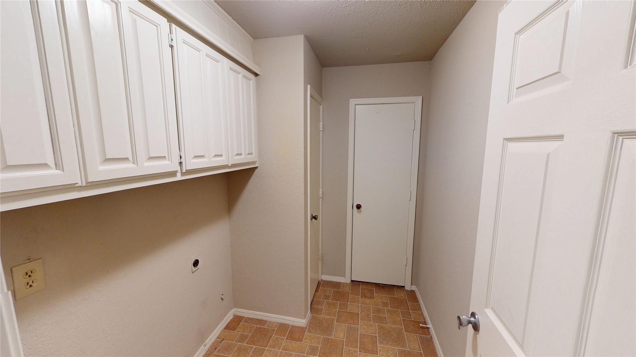 8525 E 77th Place Tulsa OK 74133