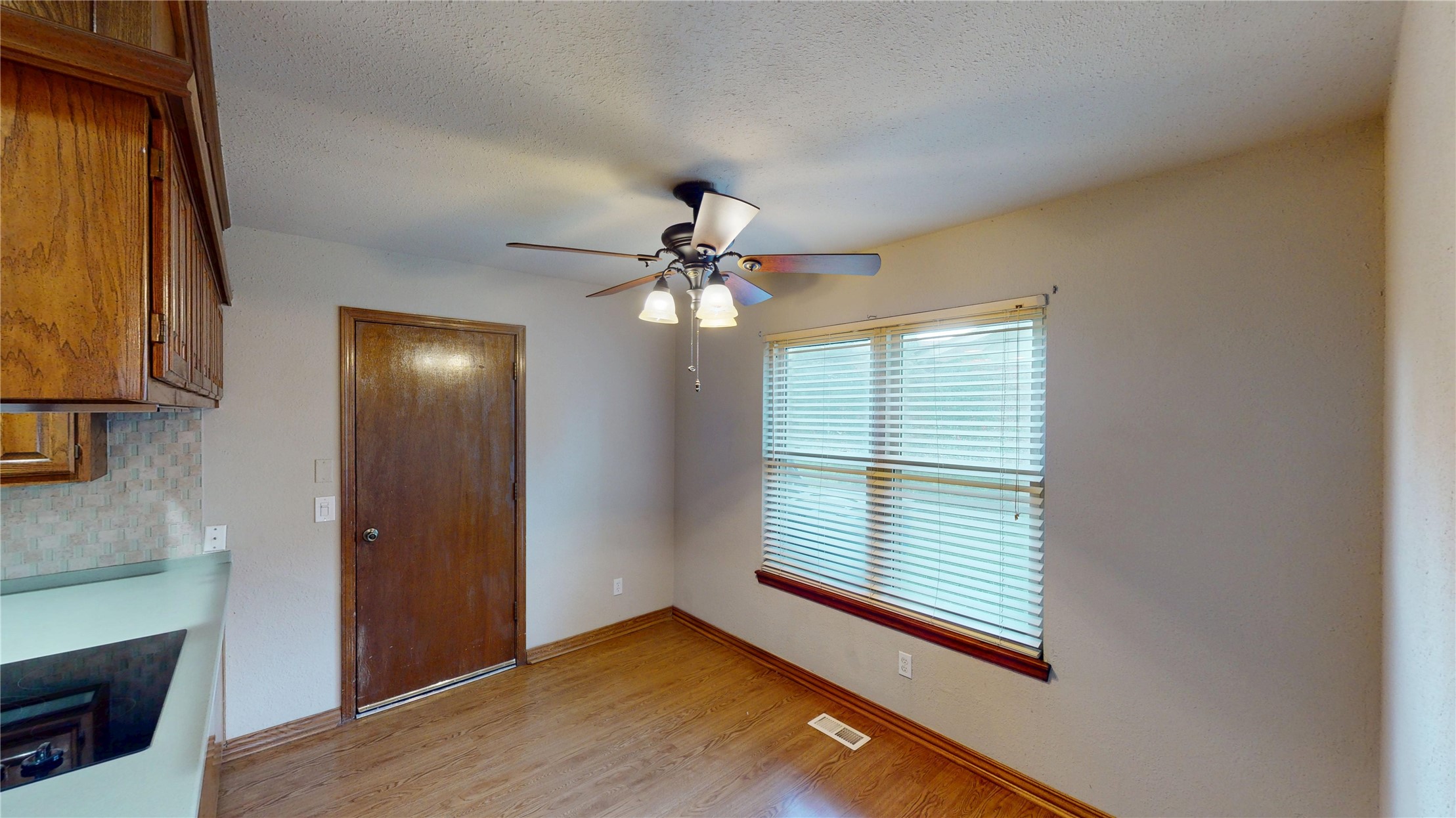 8525 E 77th Place Tulsa OK 74133