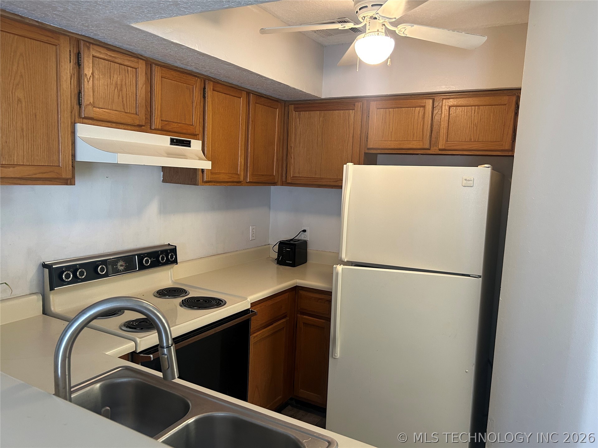 1808 E 66th Place Tulsa OK 74136