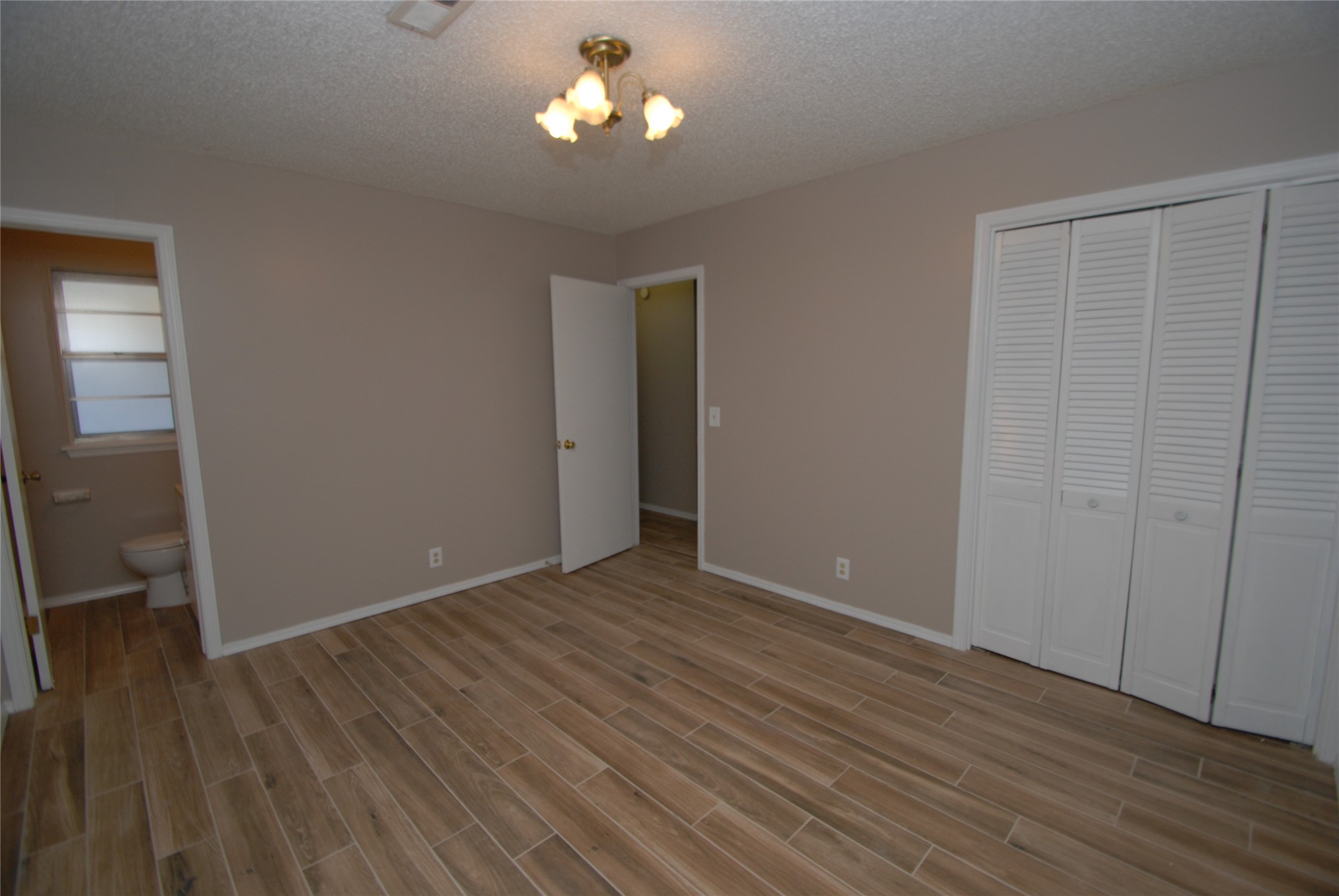 1331 S 124 Avenue E Tulsa OK 74128