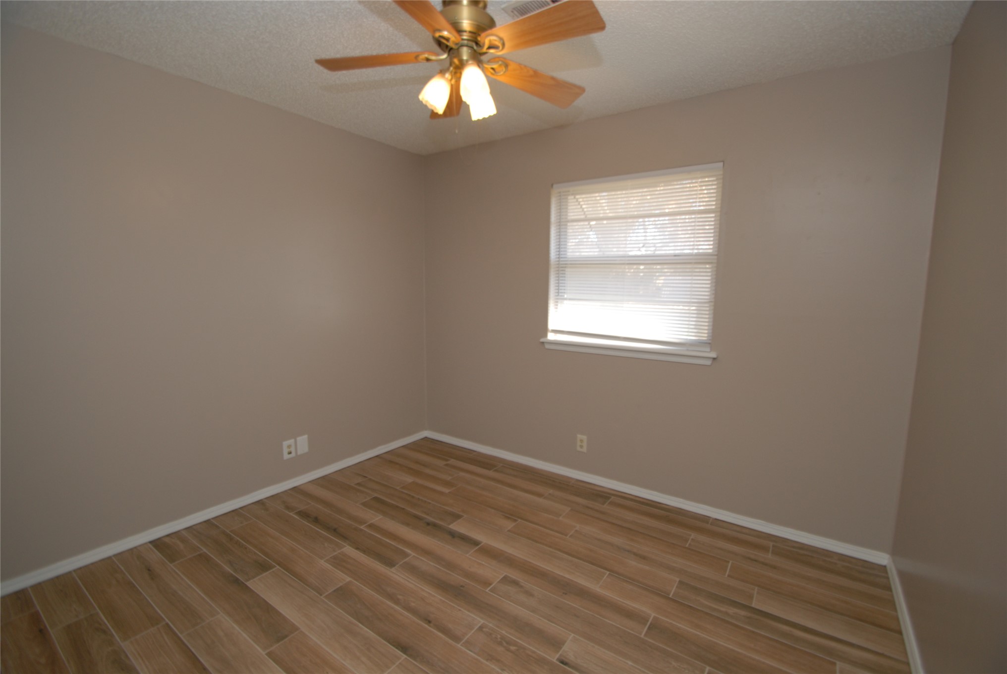 1331 S 124 Avenue E Tulsa OK 74128