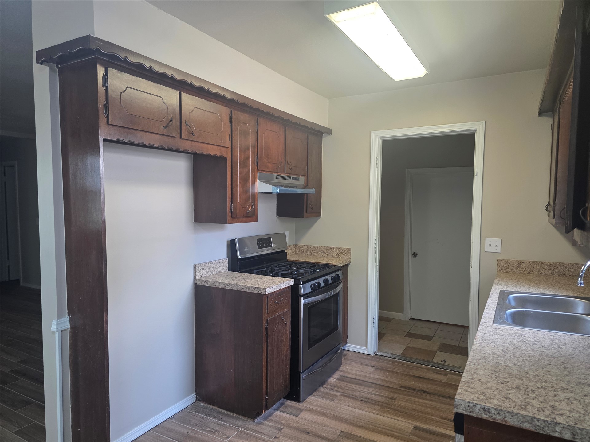 1331 S 124 Avenue E Tulsa OK 74128