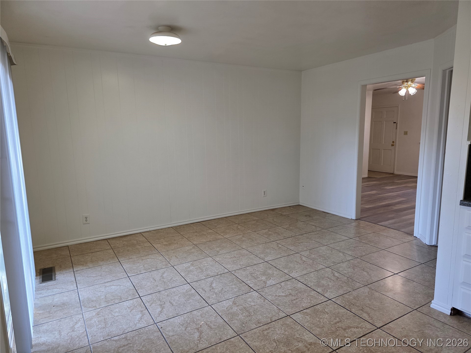 3329 E 47th Place Tulsa OK 74135