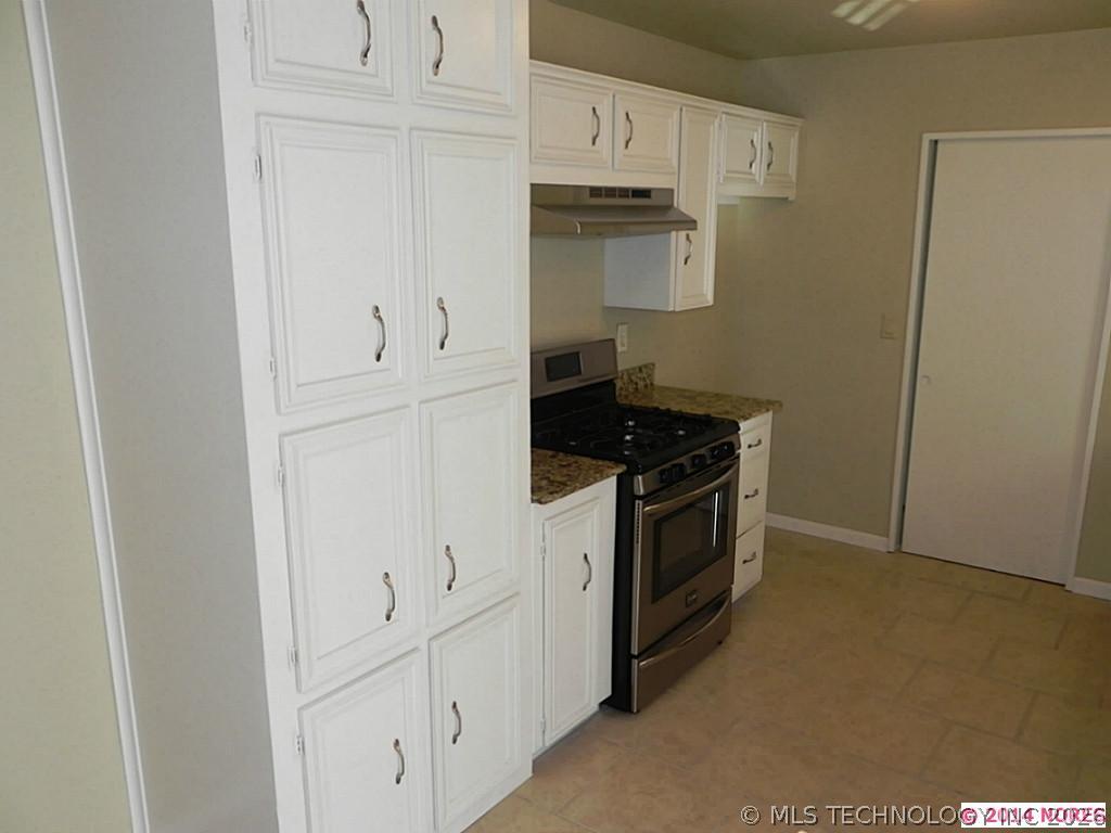 7827 Marilyn Lane Tulsa OK 74131