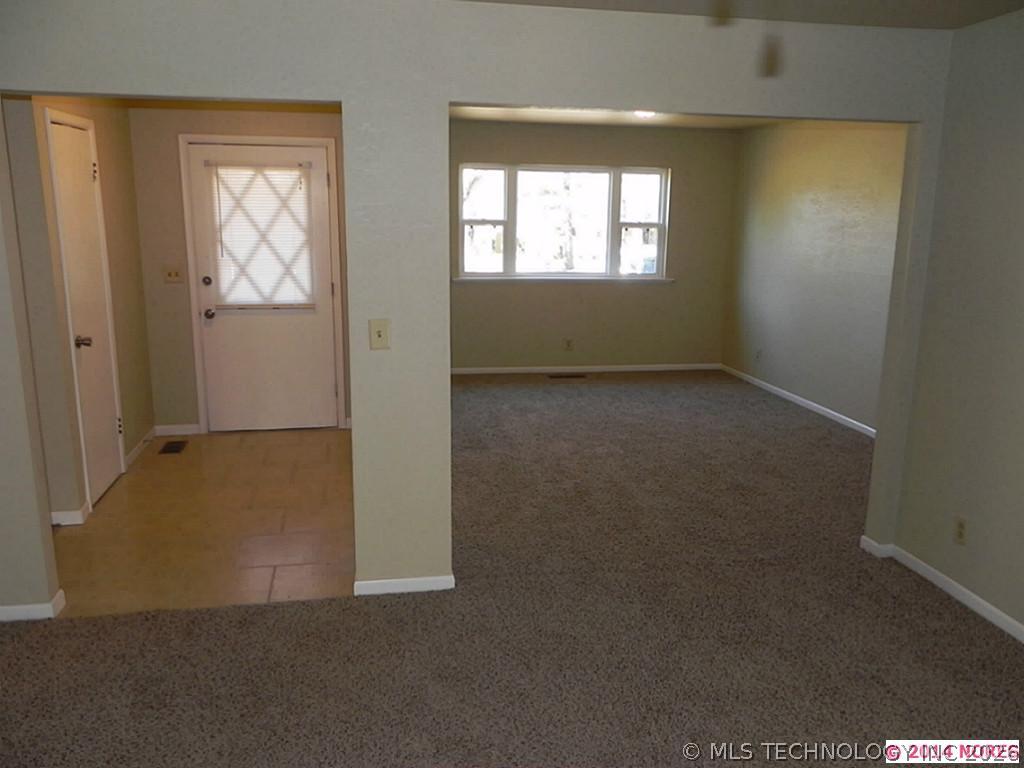 7827 Marilyn Lane Tulsa OK 74131