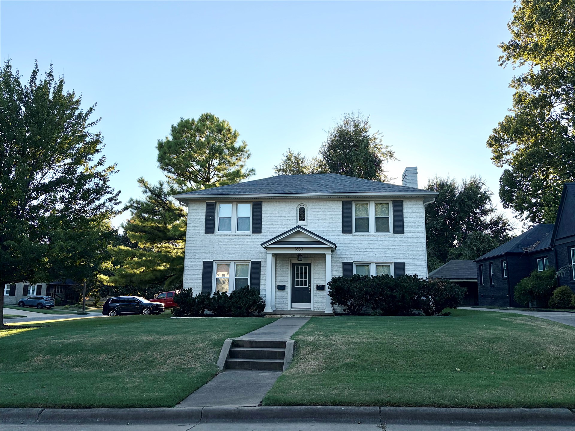 1630 S Columbia Place Tulsa OK 74104