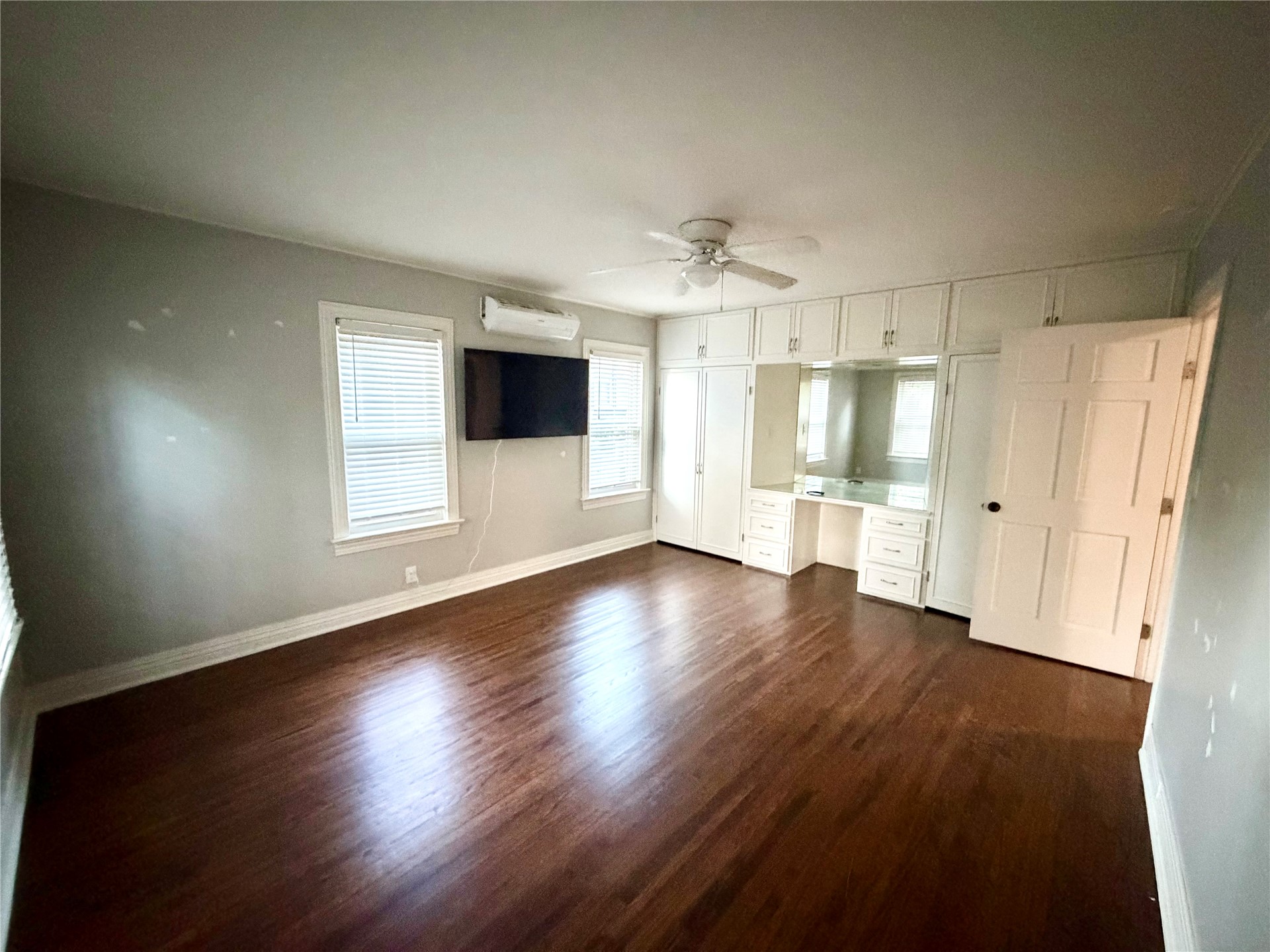 1630 S Columbia Place Tulsa OK 74104