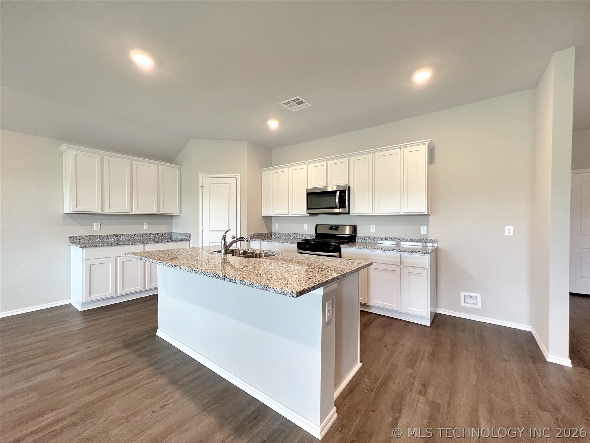 20 Stonegate Drive Pryor OK 74361