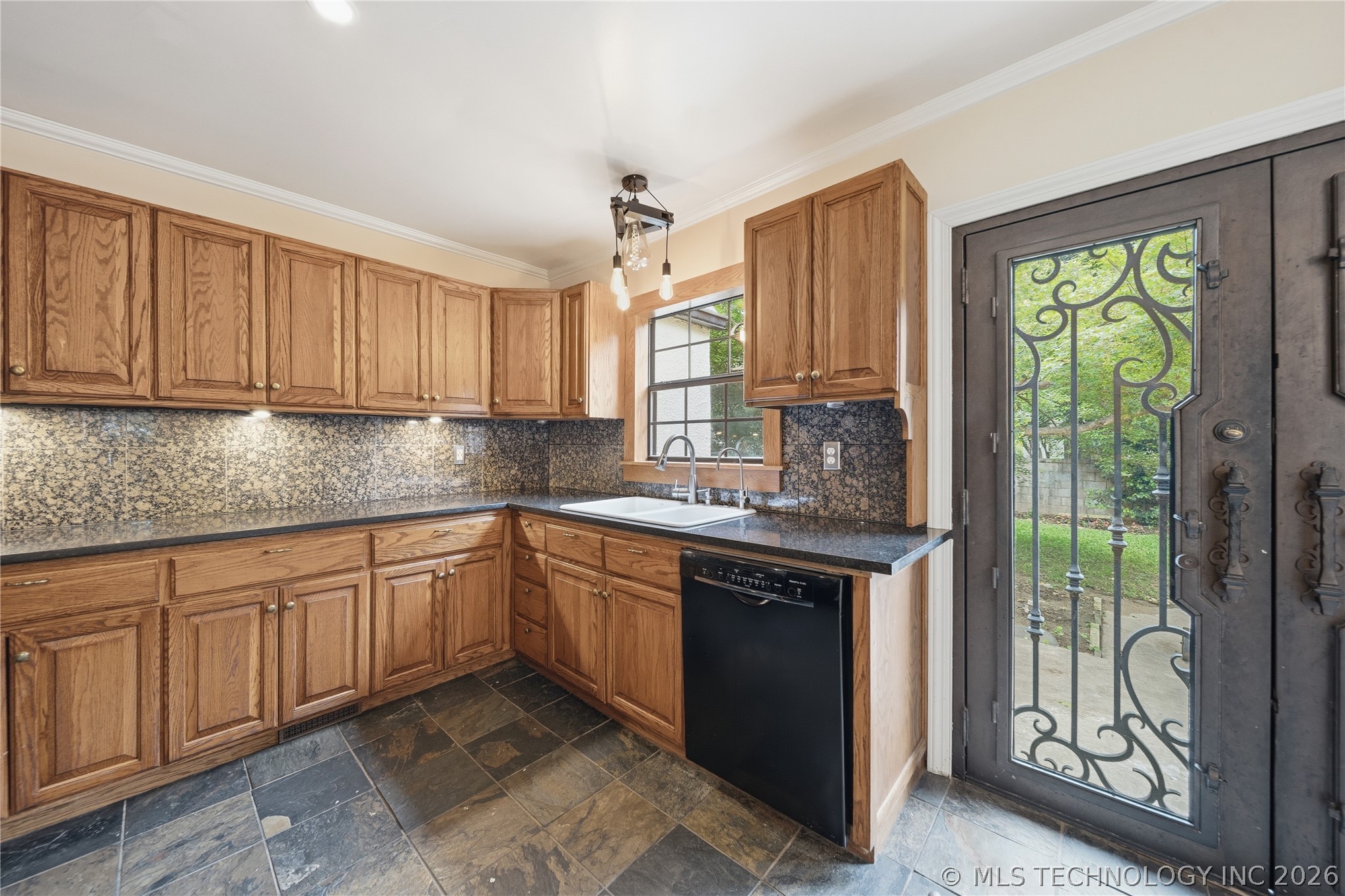 3172 S Woodward Boulevard Tulsa OK 74105