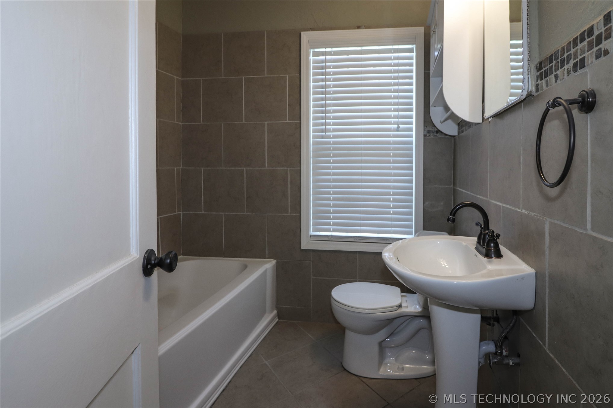 4227 S Rockford Avenue Tulsa OK 74105