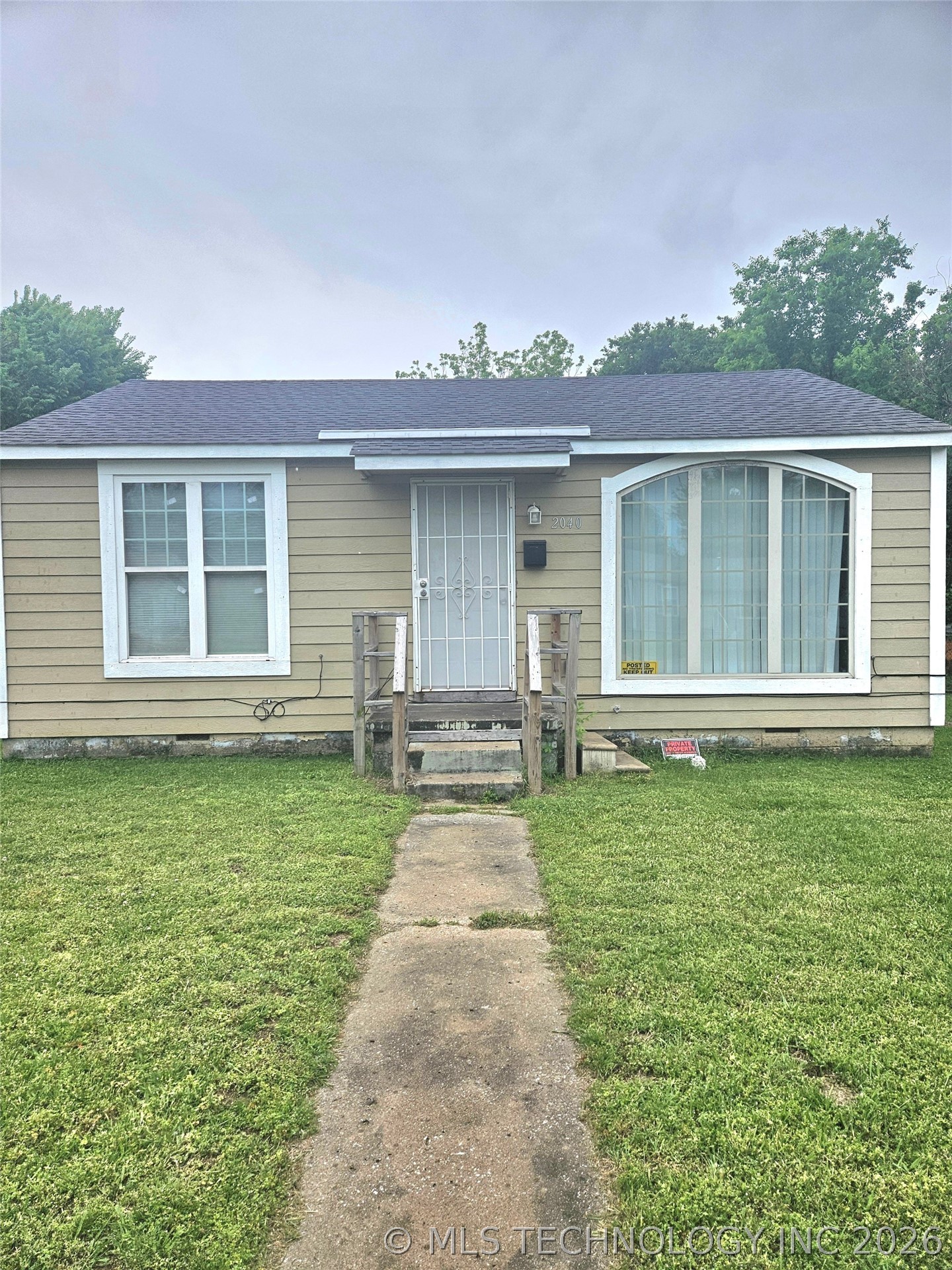 2040 E Woodrow Court Tulsa OK 74110