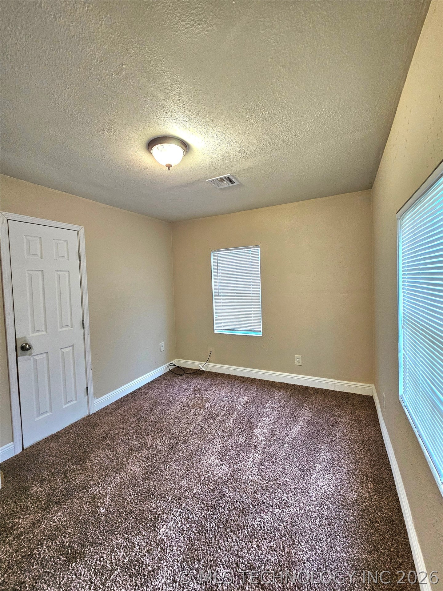 2040 E Woodrow Court Tulsa OK 74110