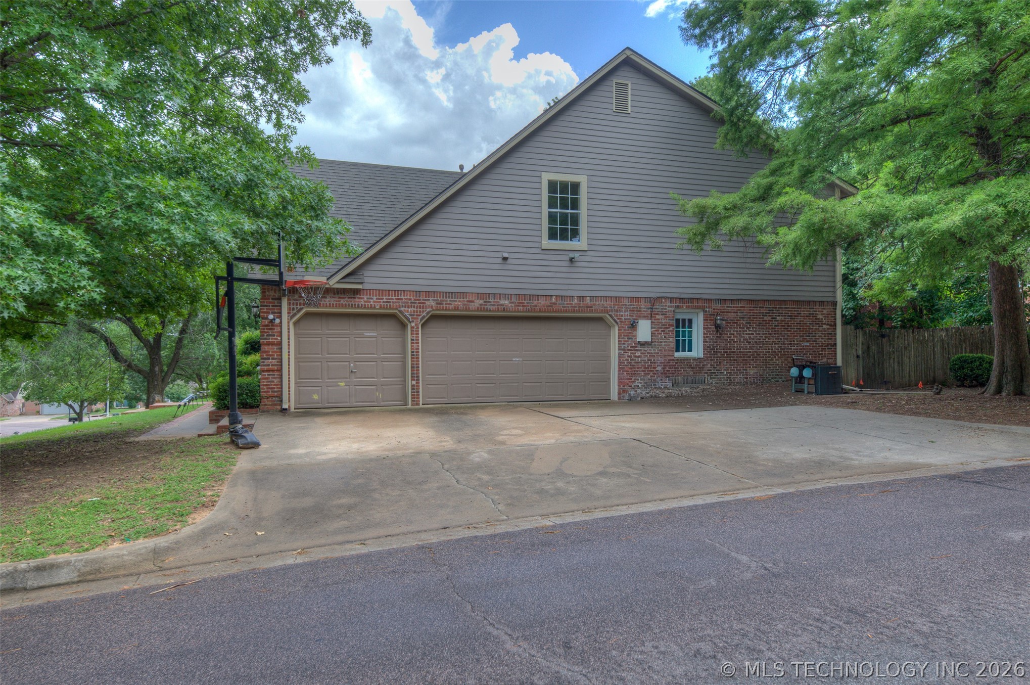8632 S Braden Avenue Tulsa OK 74137