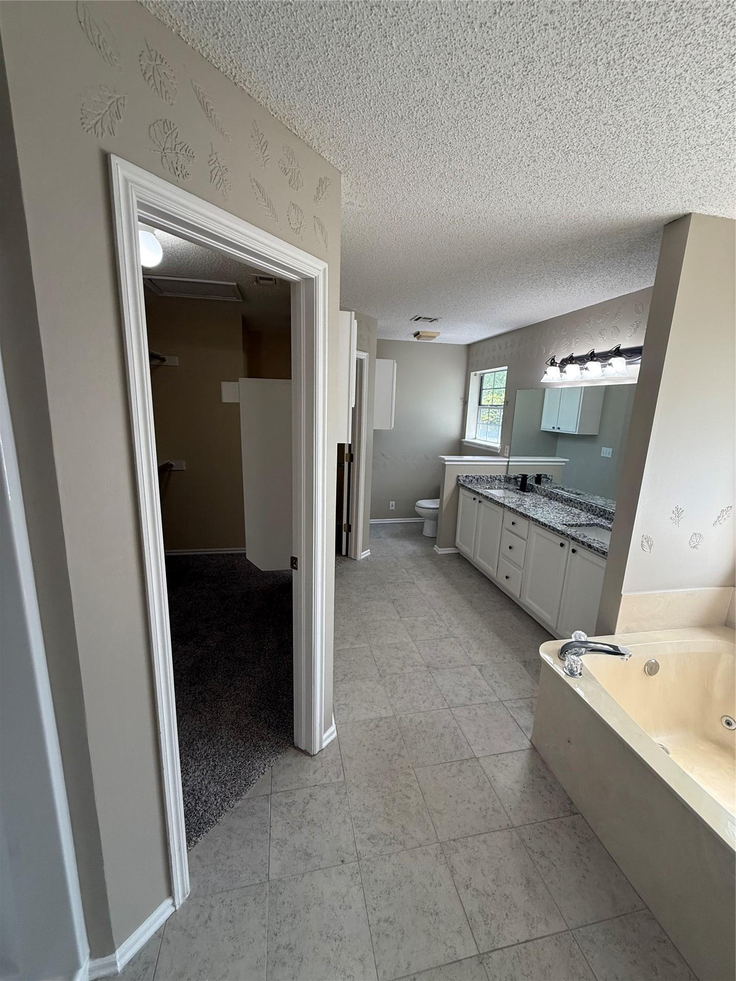 201 N Magnolia Court Broken Arrow OK 74012