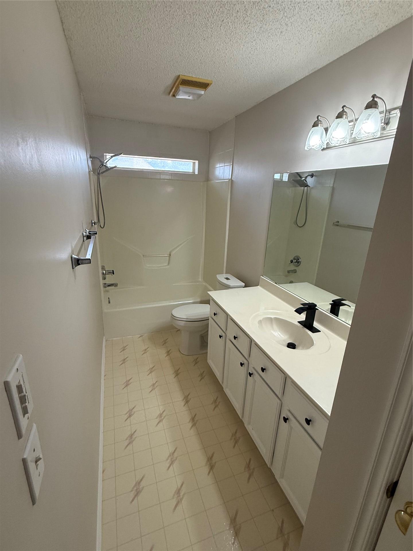 201 N Magnolia Court Broken Arrow OK 74012