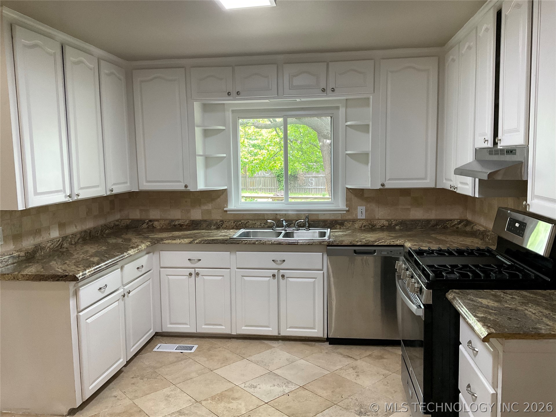 1644 S Knoxville Avenue Tulsa OK 74112
