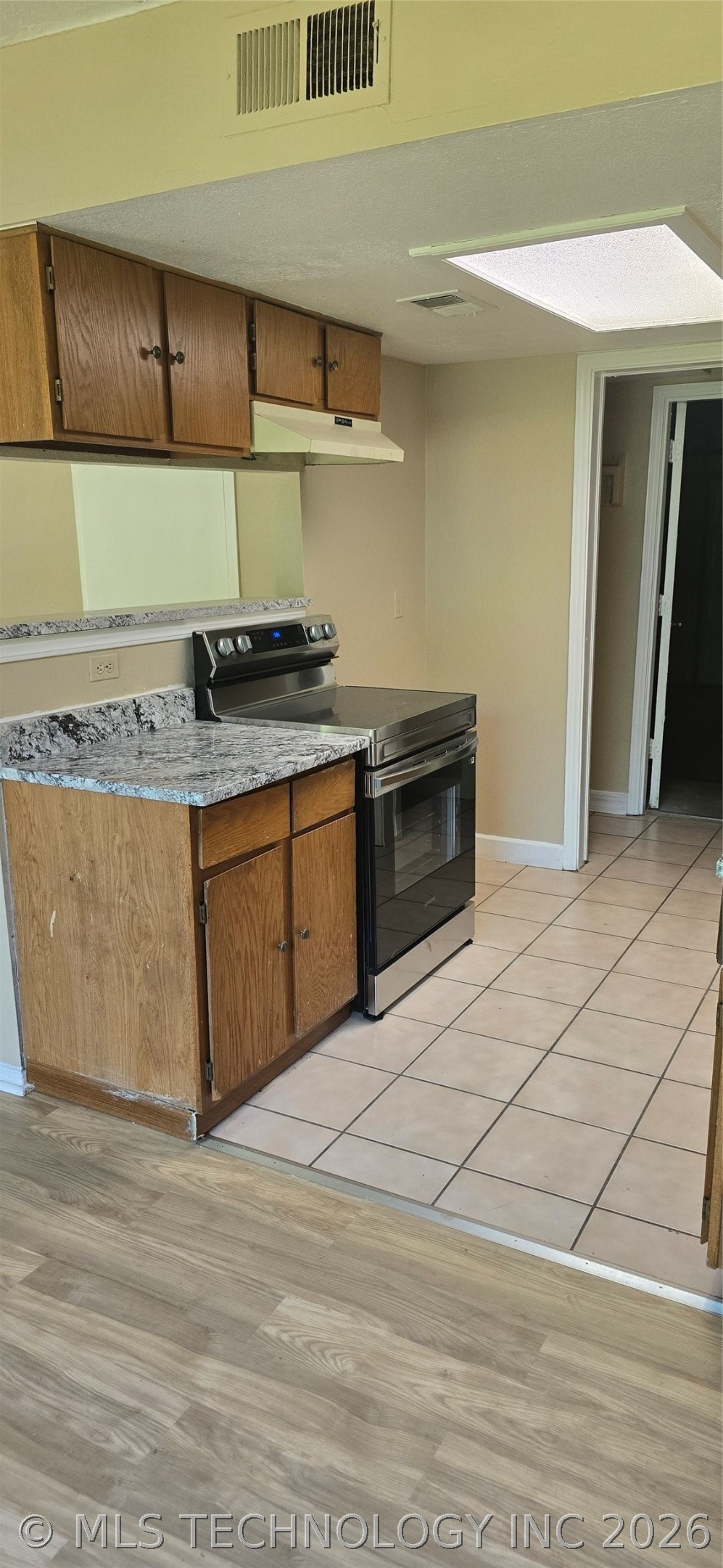 1100 W Fulton Street Broken Arrow OK 74012
