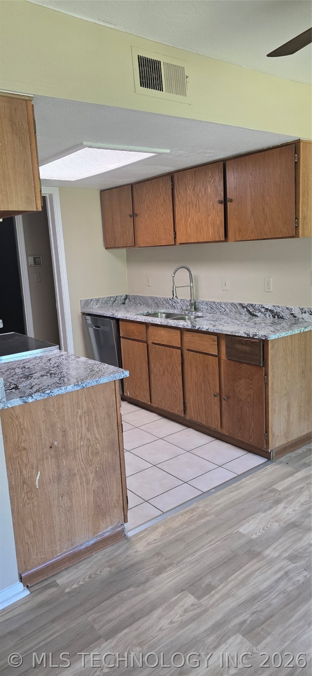 1100 W Fulton Street Broken Arrow OK 74012