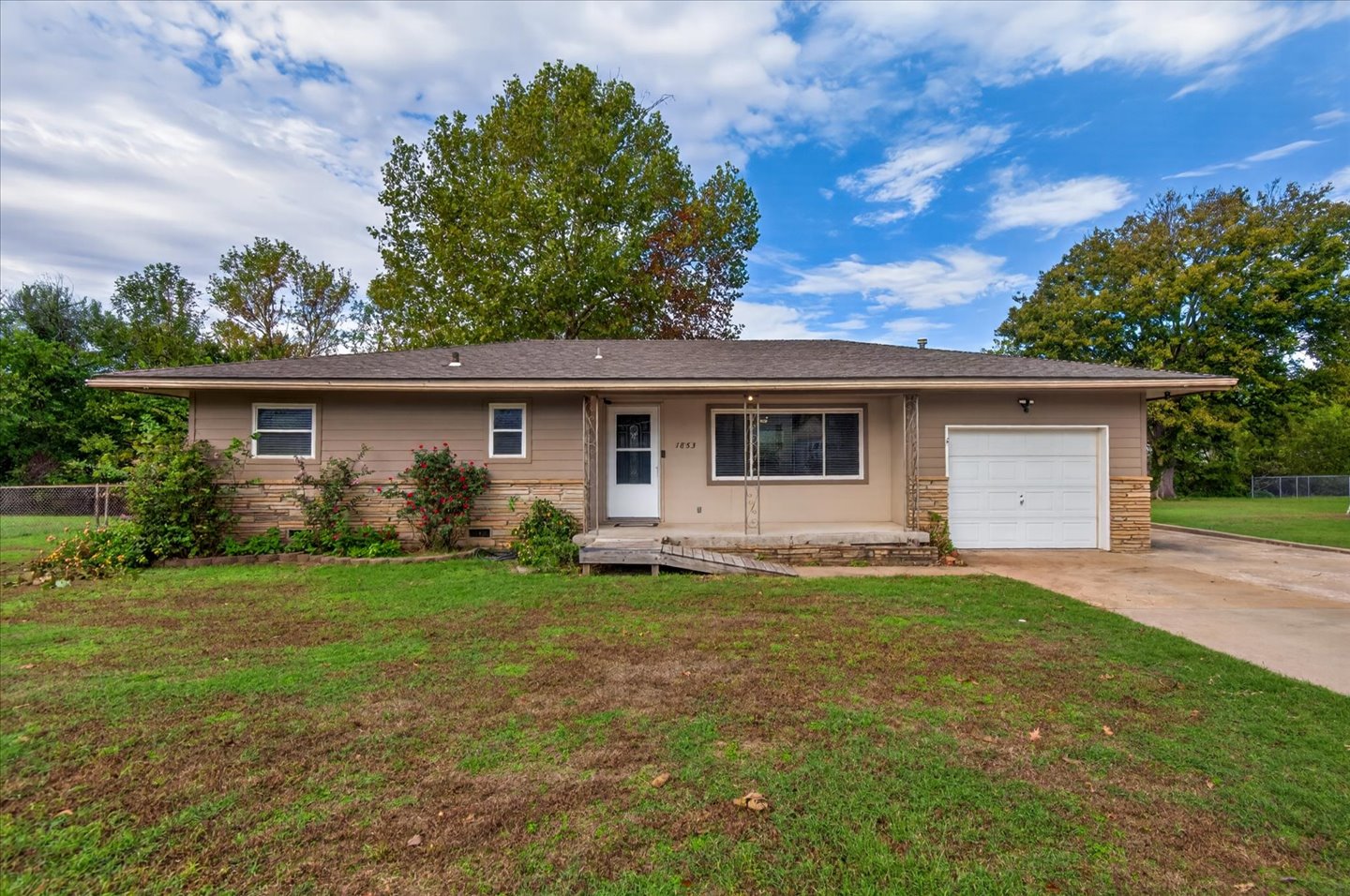 1853 S Keeler Avenue Bartlesville OK 74003