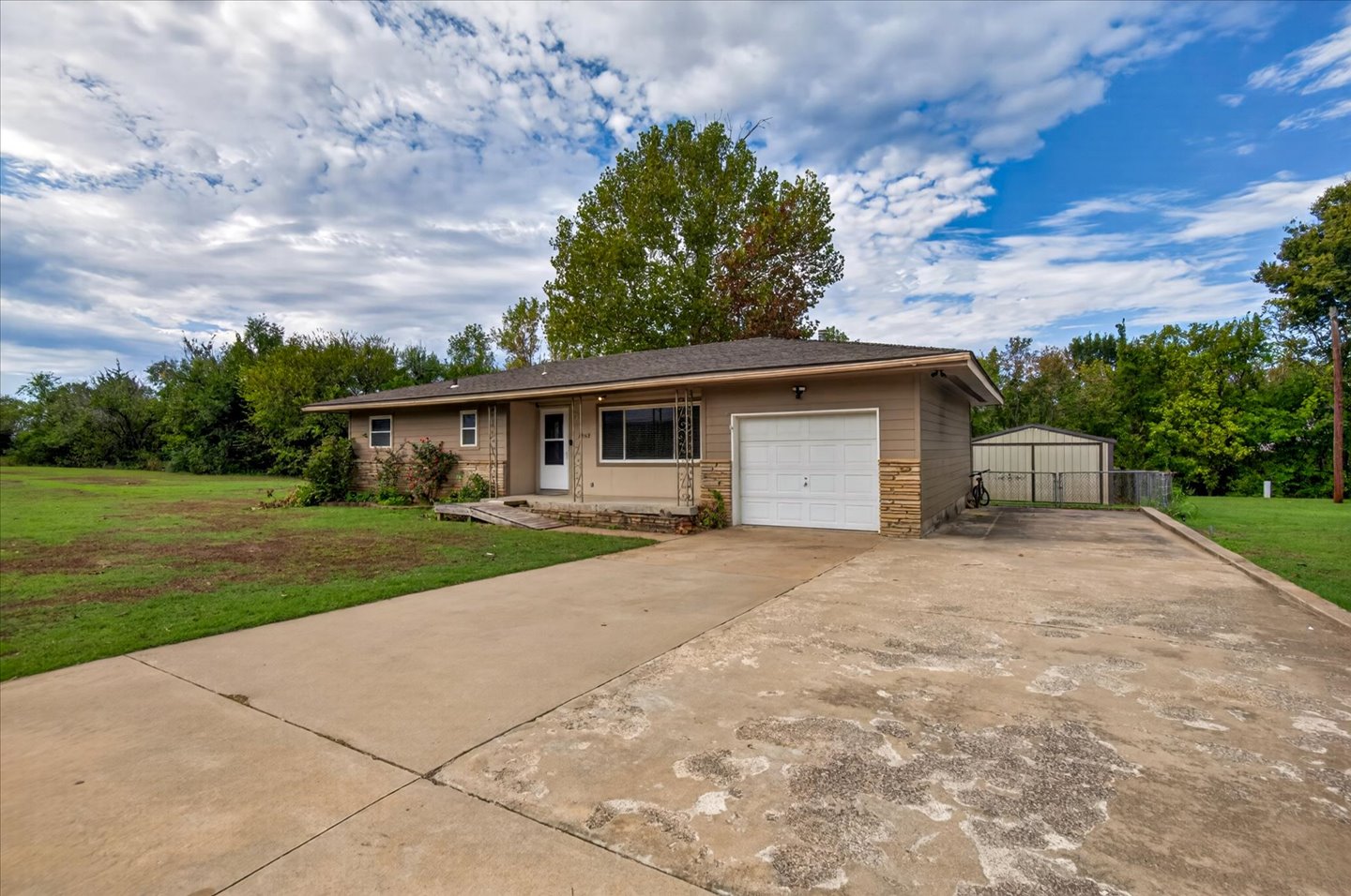 1853 S Keeler Avenue Bartlesville OK 74003