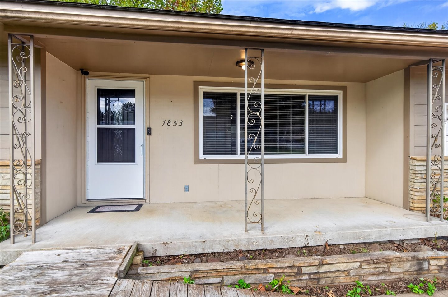 1853 S Keeler Avenue Bartlesville OK 74003