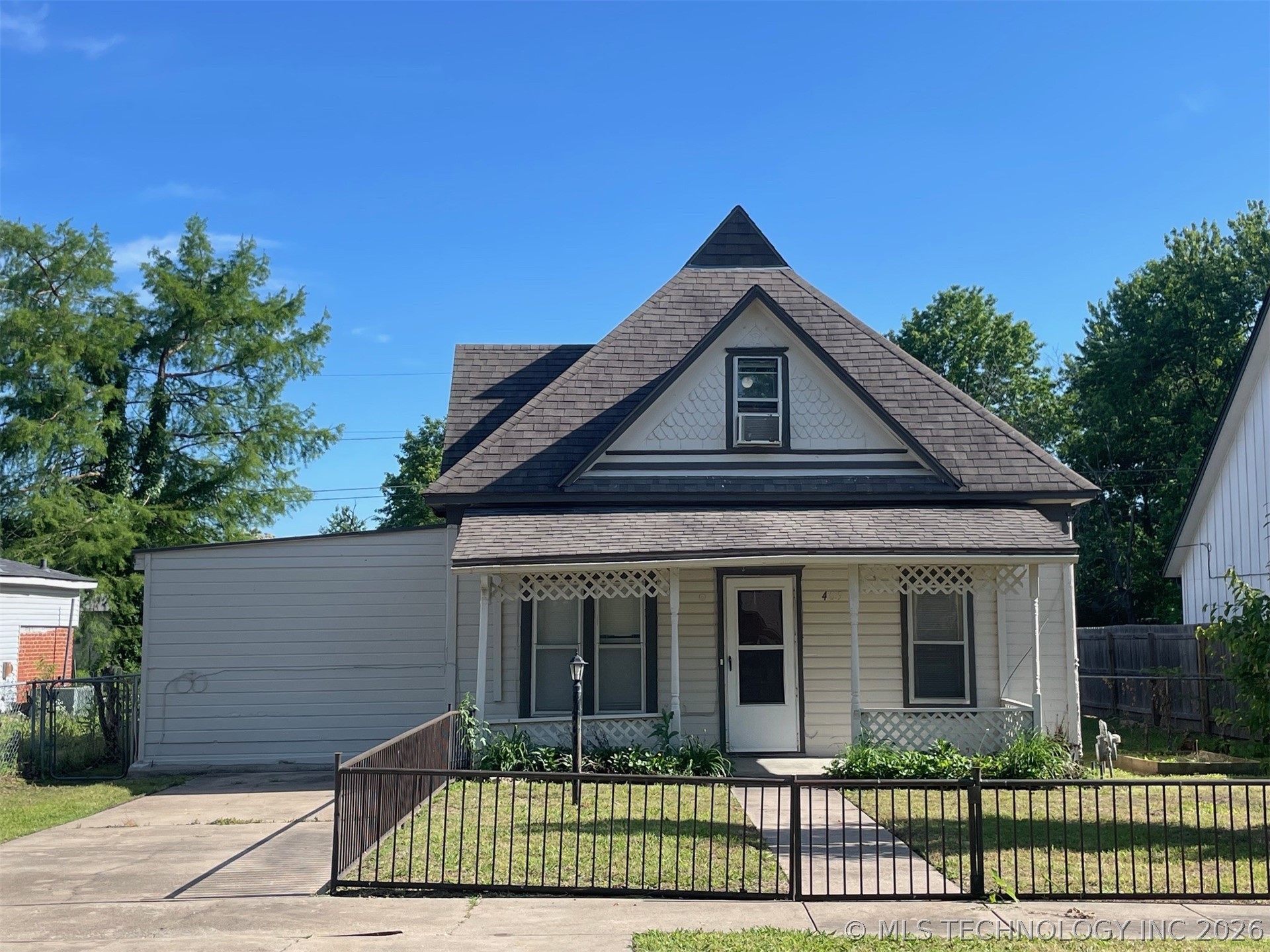 409 W Commercial Street Broken Arrow OK 74012