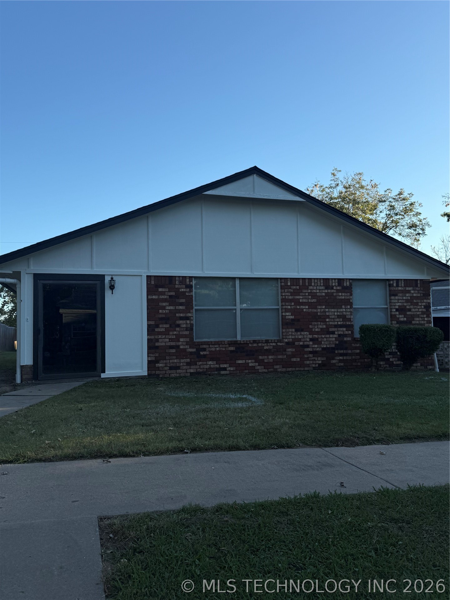 312 W Pecan Street Coweta OK 74429