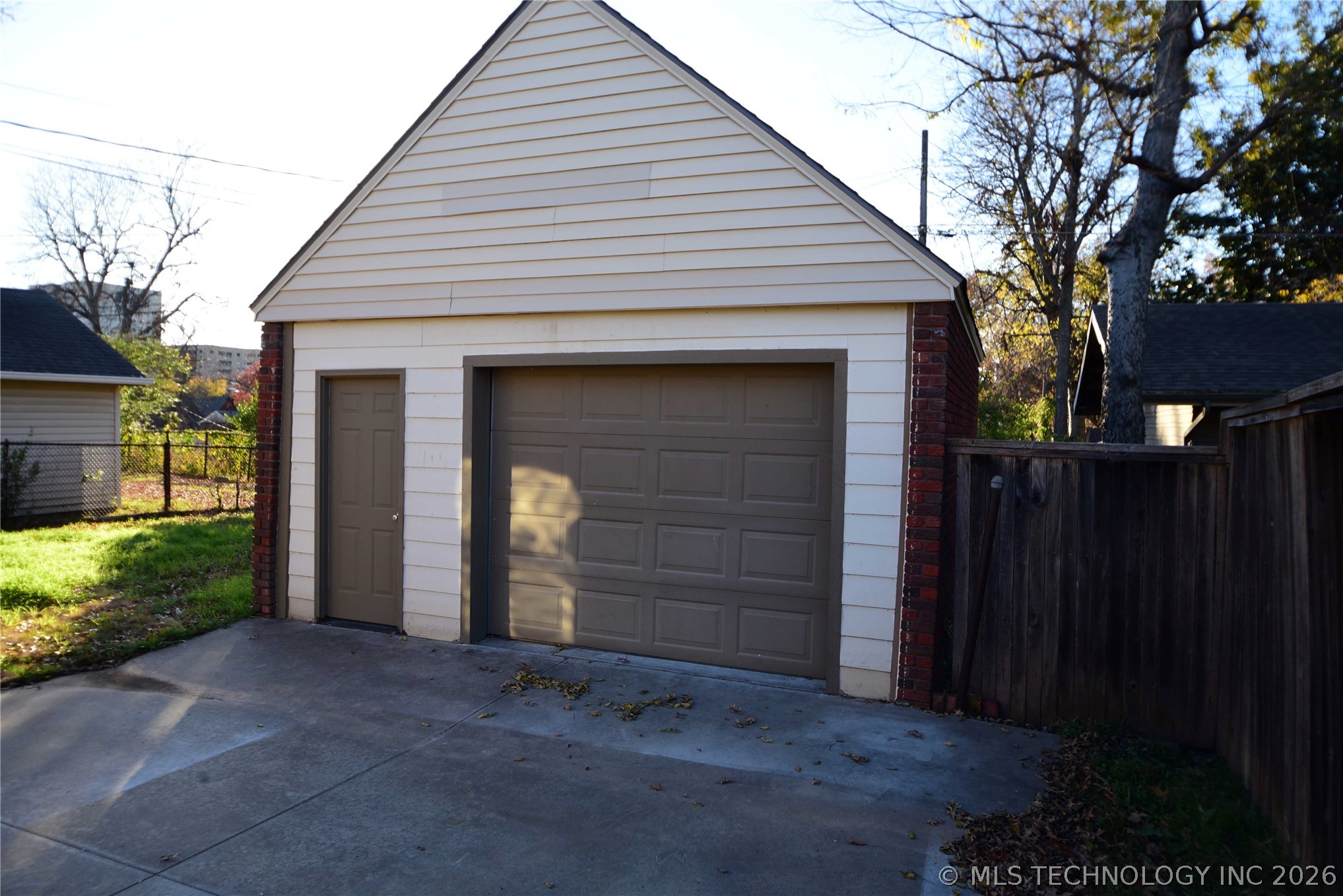 1740 S Yorktown Avenue Tulsa OK 74104