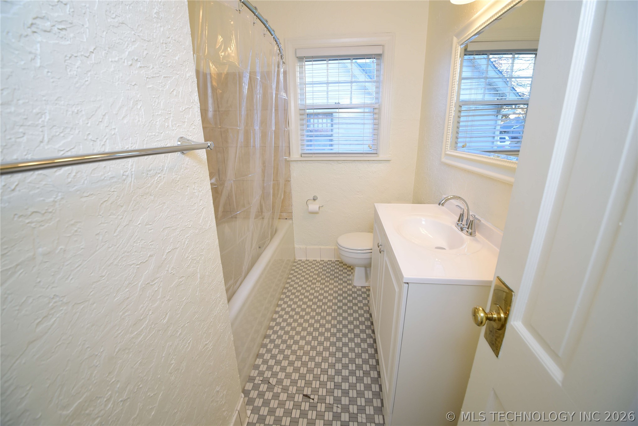 1740 S Yorktown Avenue Tulsa OK 74104